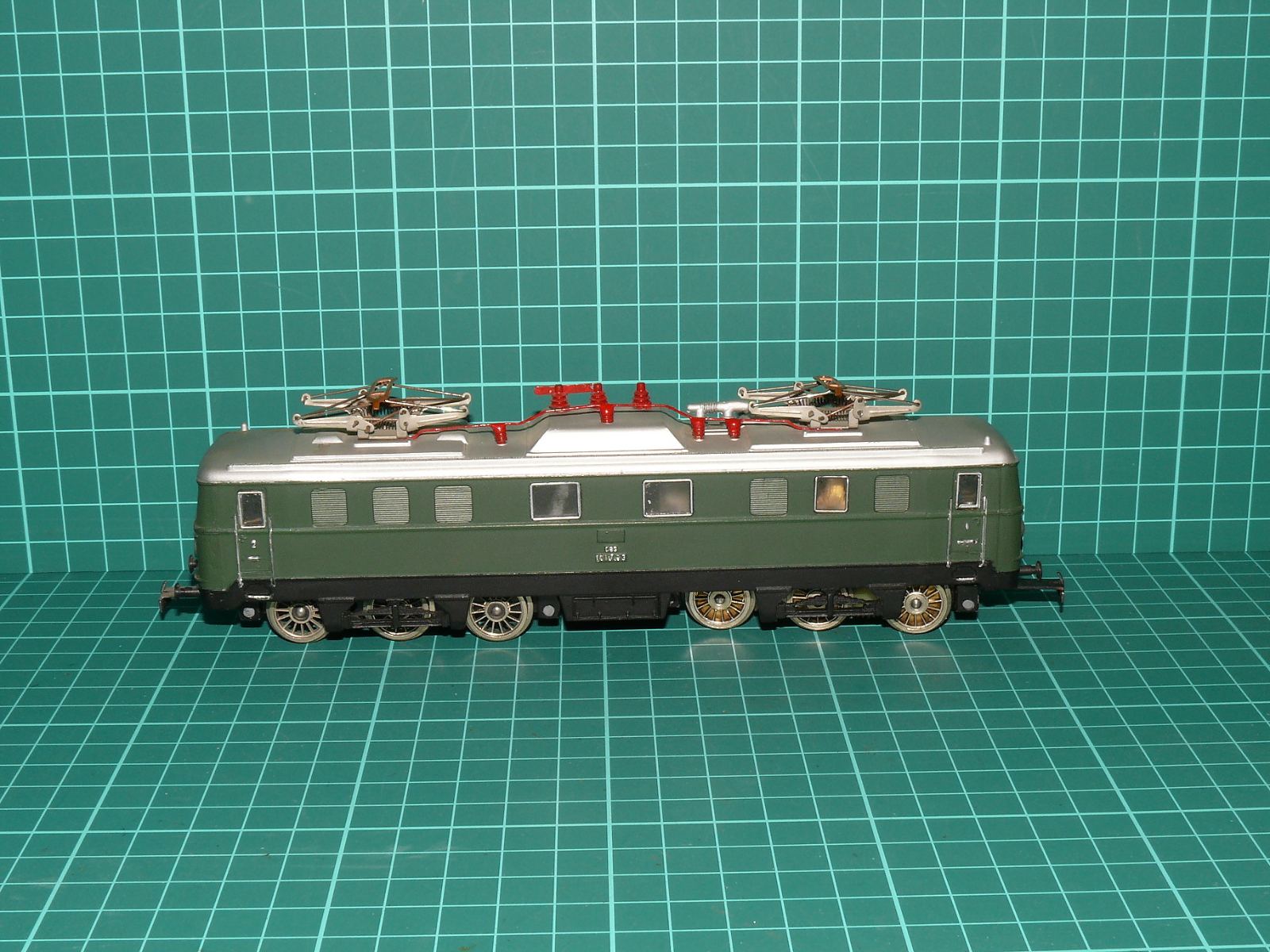 Kleinbahn H0 - Elektrická šestinápravová lokomotiva řady 1010 (1010.10) ÖBB na díly / maketa (1:87) - BEZ MOTORU A PŘEVODŮ – H0