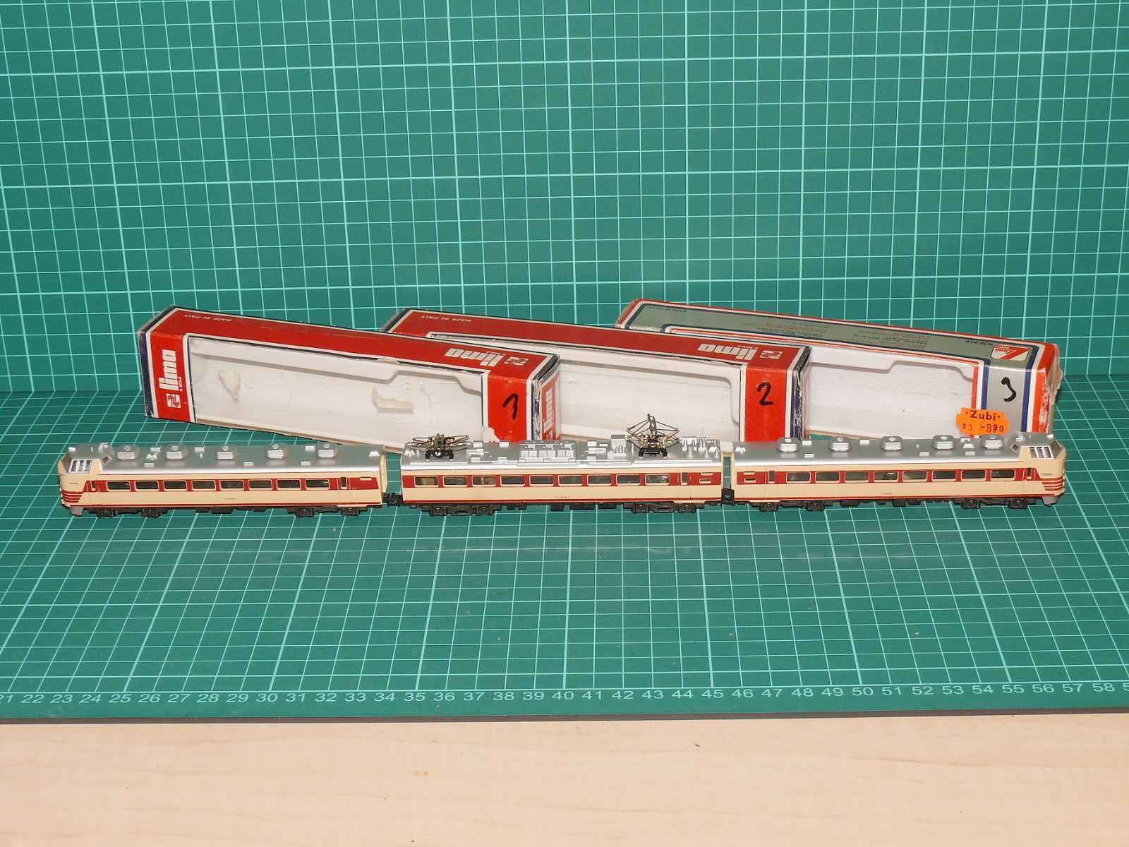 Lima N - 3dílná rychlíková elektrická jednotka řady 485 / 481 JNR (Tokkyu) s krabičkami (1:160) – N