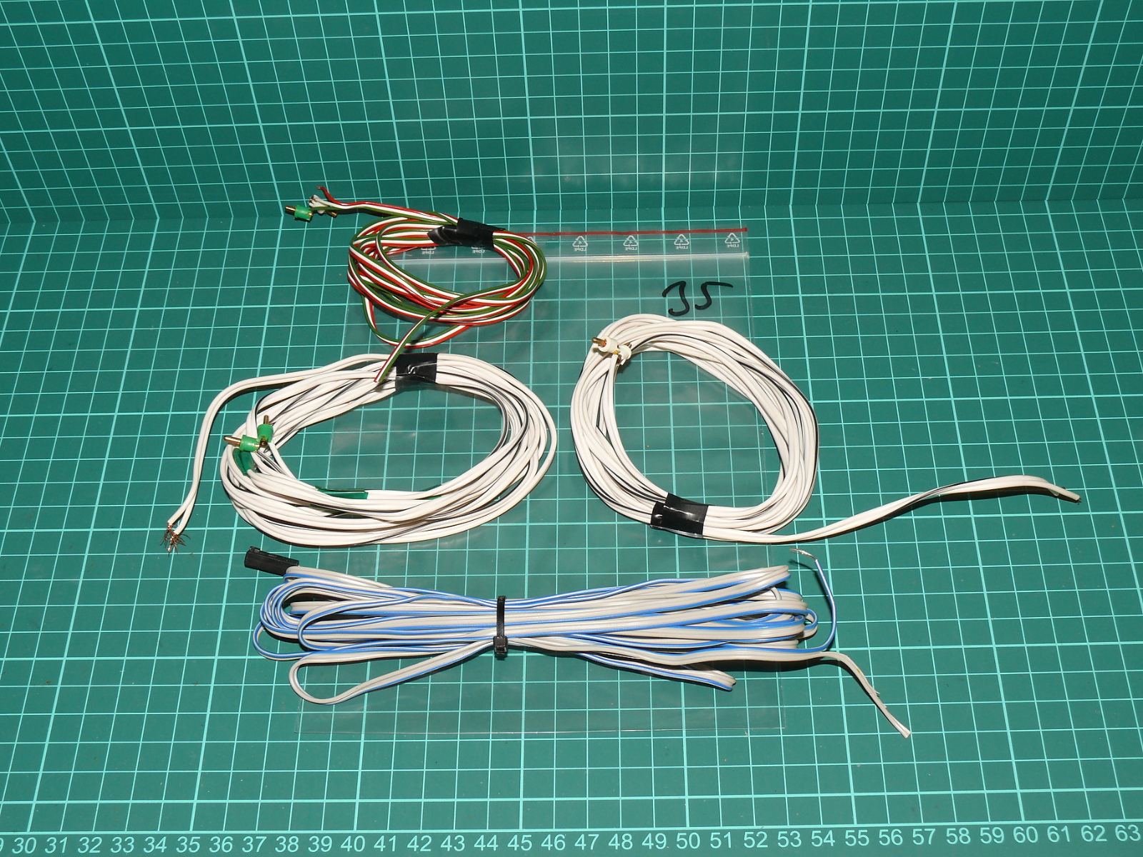 Elektroinstalační a propojovací vodiče pro kolejiště - sada 4 svazků (H0 / TT / N) – Napájení