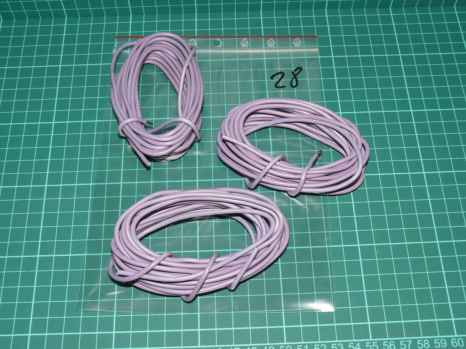 Elektroinstalační vodiče pro modelové kolejiště - sada 3 svazků, fialové (H0 / TT / N) – Napájení