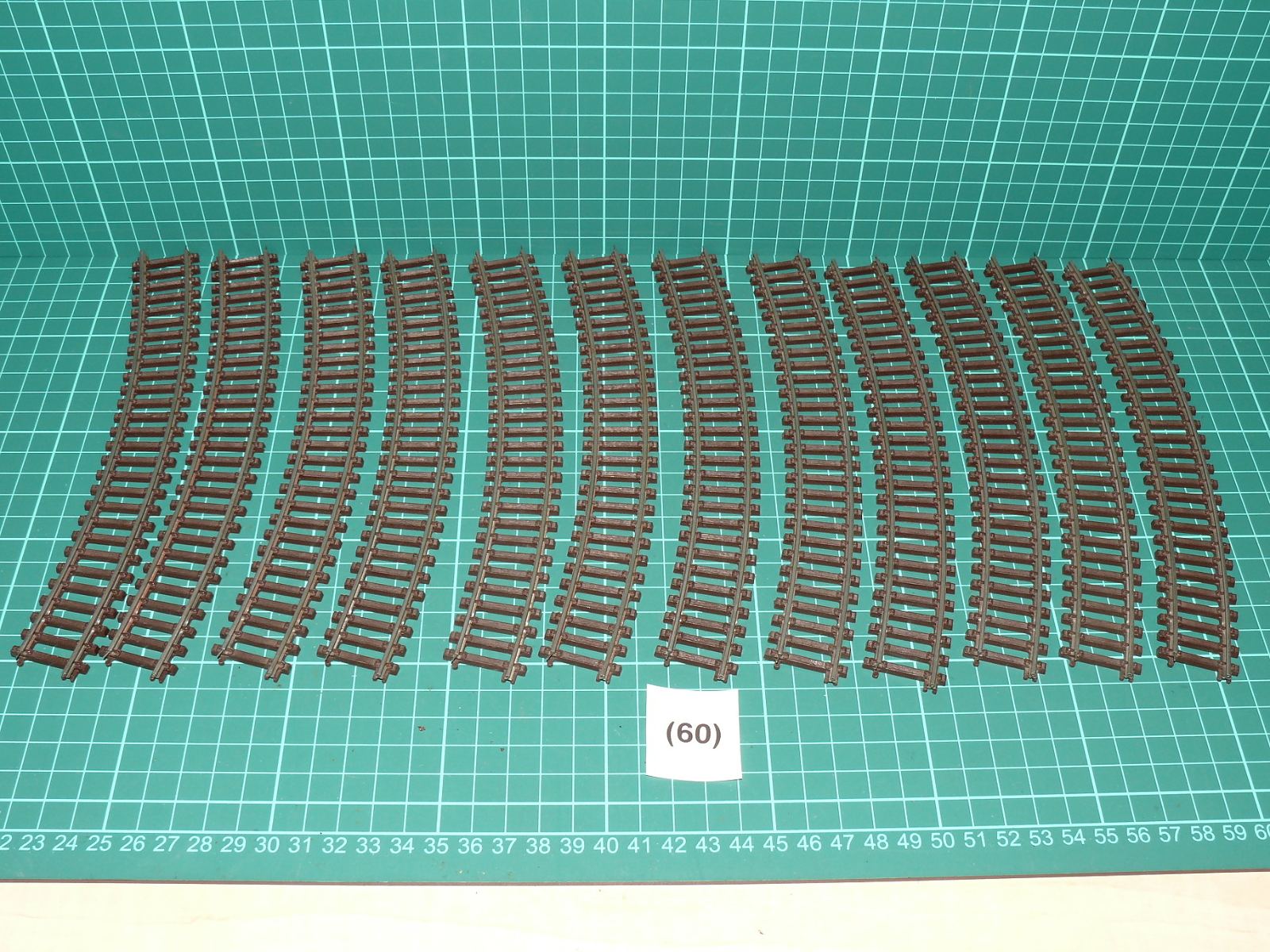 Kleinbahn H0 - Sada 12 ks  obloukových kolejí (kompletní kruh 360°, 1:87) – H0