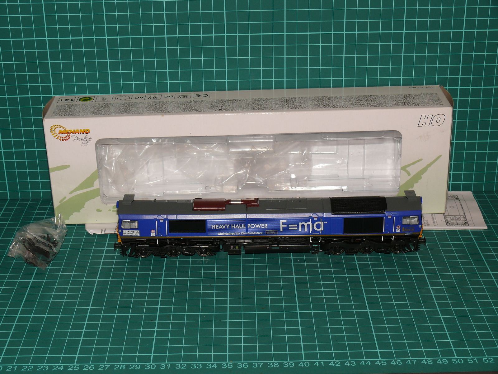 Mehano Prestige H0 58587 (T274) – Dieselová lokomotiva Class 77 "Heavy Haul Power" F=ma (Ep. V/VI) + krabička – H0