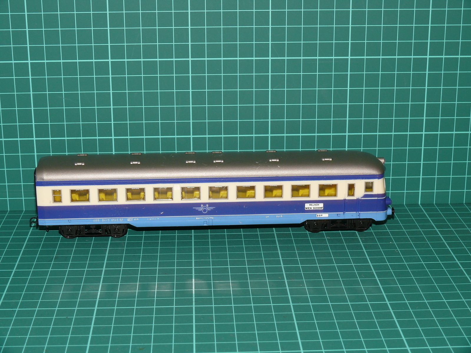 Kleinbahn H0 388 – Čtyřnápravový řídicí / koncový osobní vůz B4vtS 6545 ÖBB "Blaue Blitz" – H0