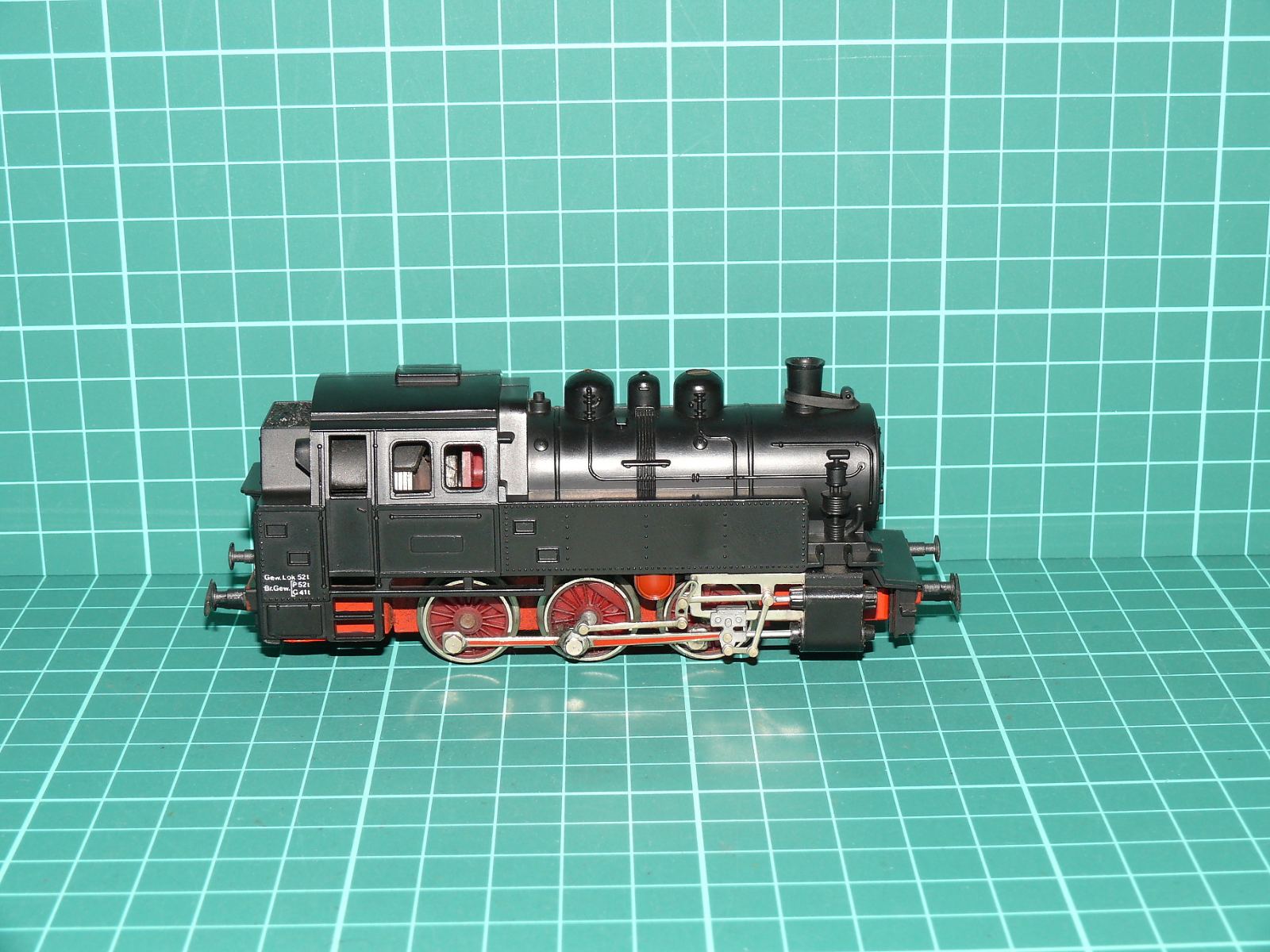 Kleinbahn H0 – Parní tendrová lokomotiva řady 80 DR / DB (80 028) – H0