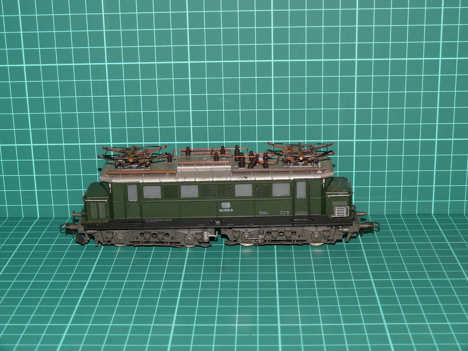 Roco H0 – Elektrická lokomotiva řady 144 (E44) DB (144 075-9) – H0