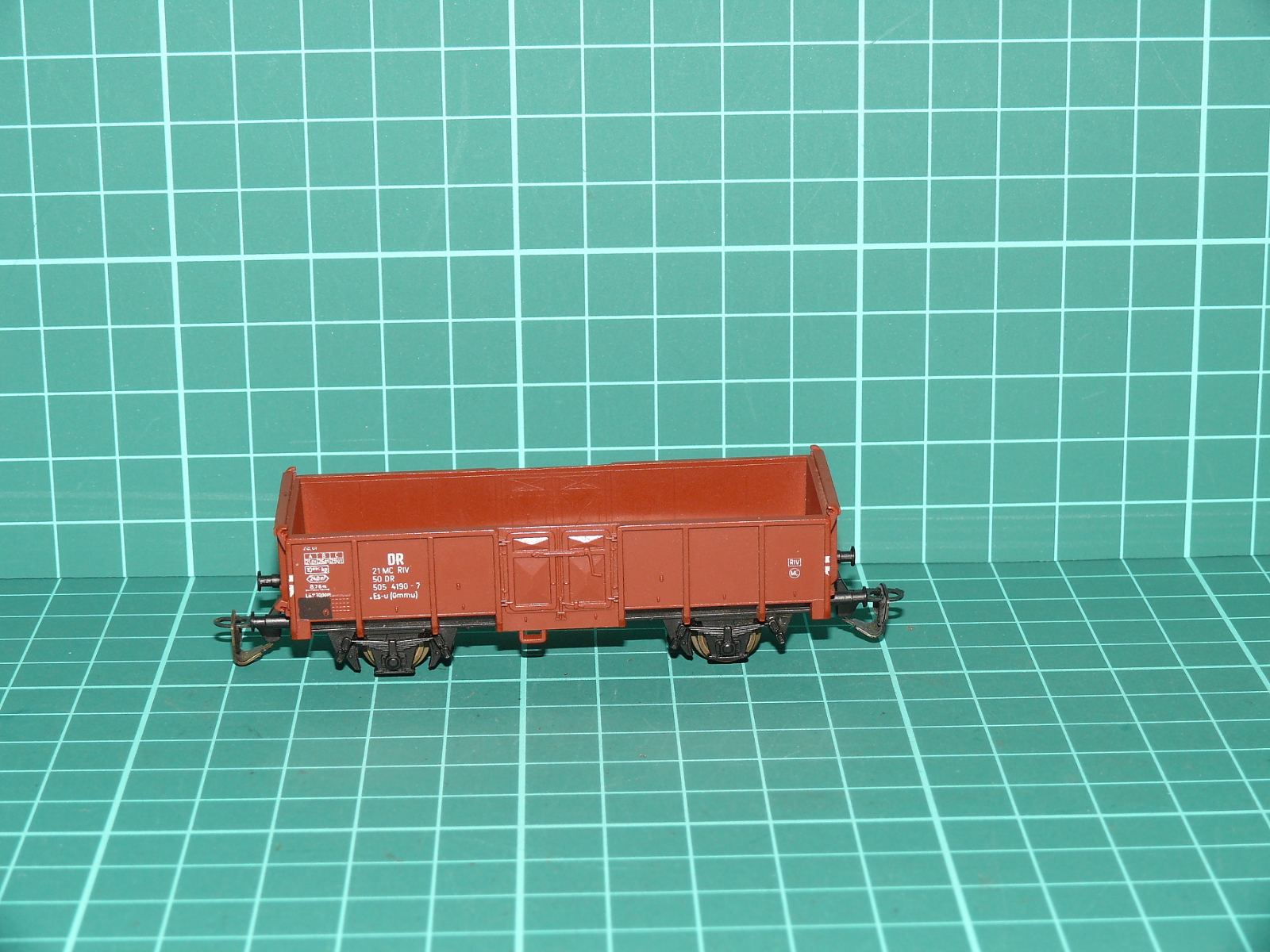 BTTB TT – Dvounápravový otevřený nákladní vůz řady Es-u / Omm DR (505 4190-7) – TT
