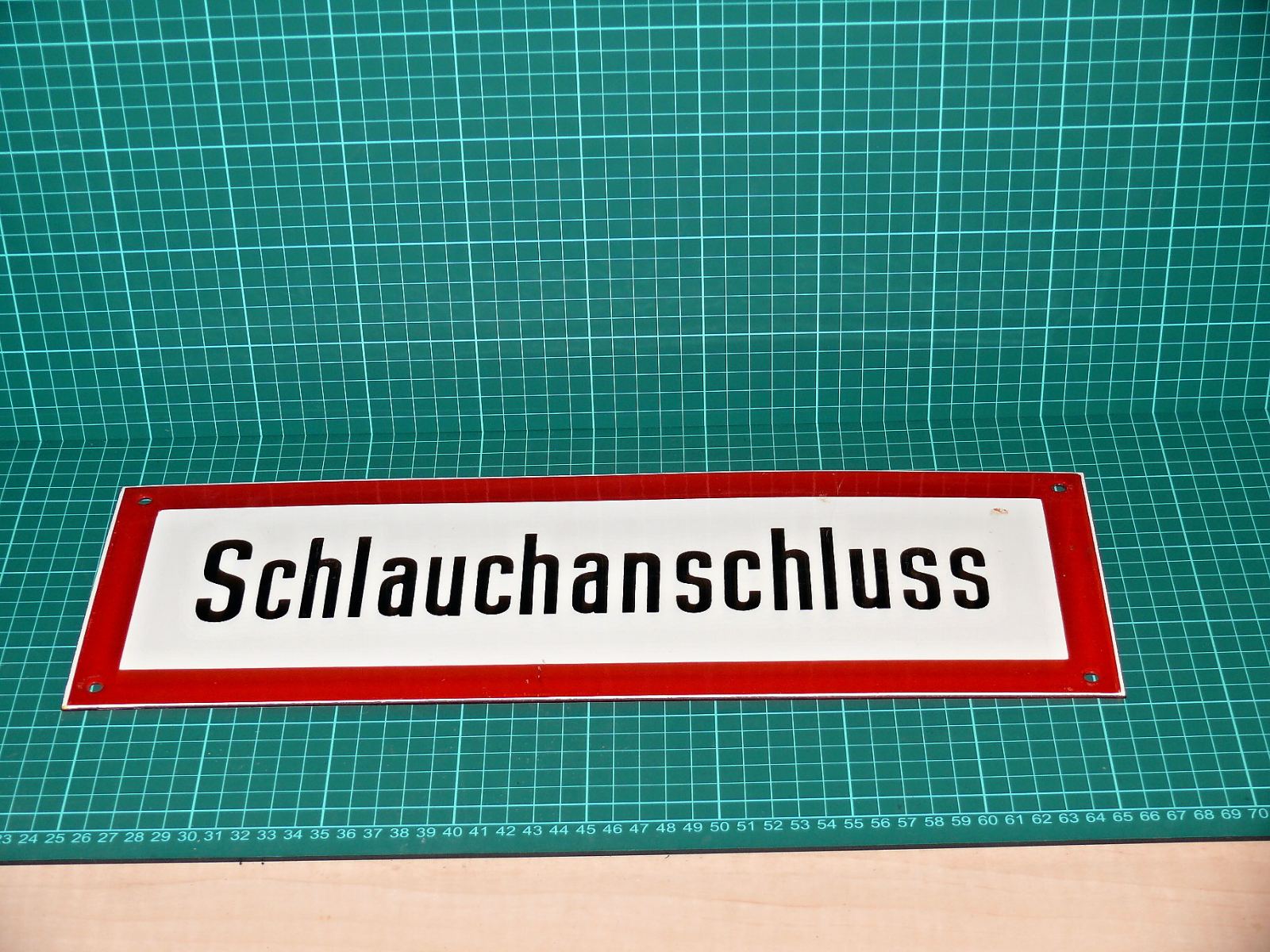 Smaltovaná industriální / drážní tabulka „Schlauchanschluss“ - HÖLZL EMAIL (cca 45x12 cm) – Železniční předměty