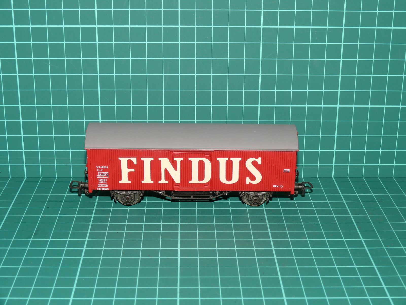 LIMA H0 – Dvounápravový chladicí / krytý vůz řady Grf "FINDUS" SJ (53 47892) – H0