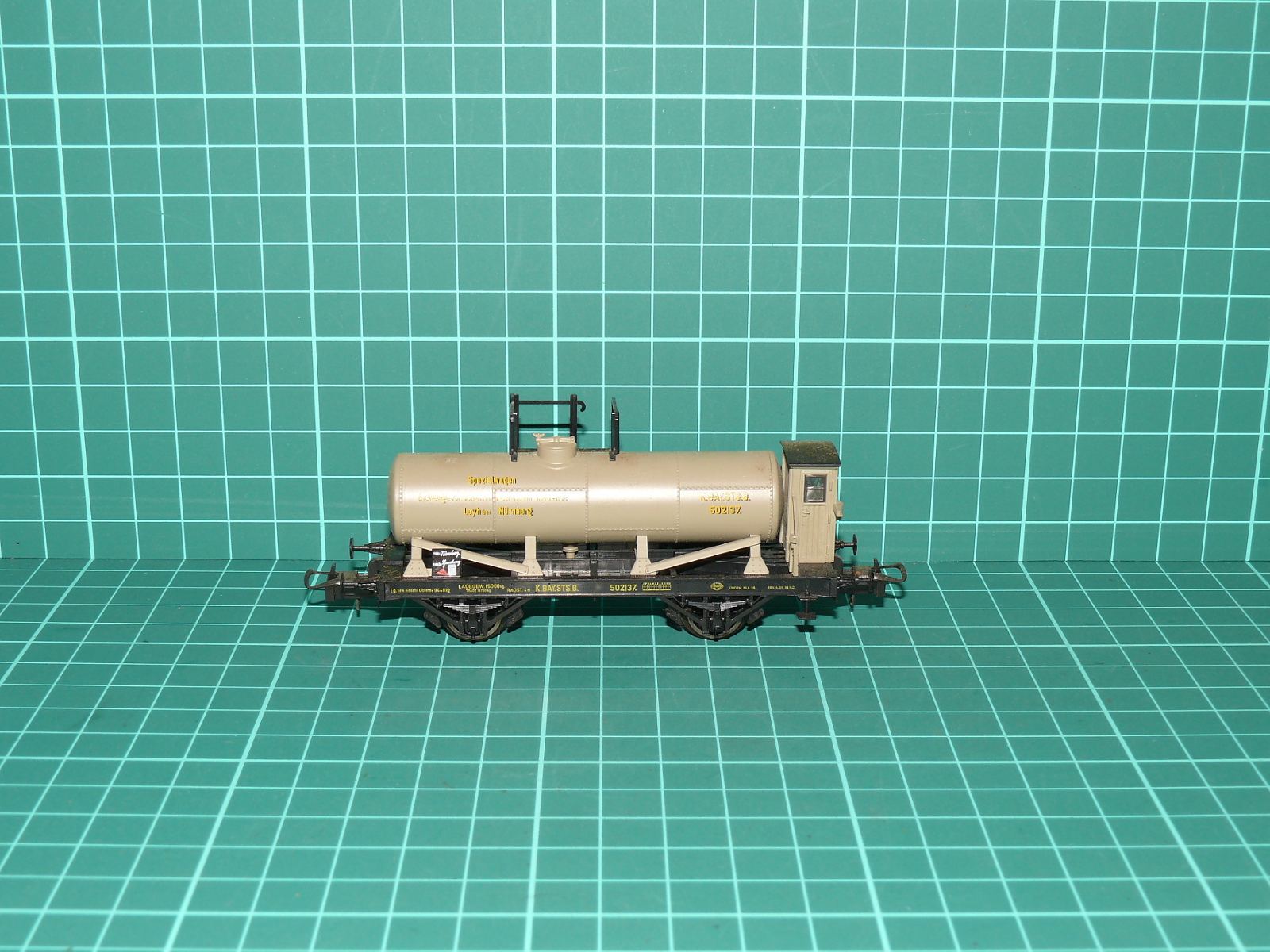 ROCO H0 – Dvounápravový kotlový vůz s budkou Spezialwagen K.Bay.Sts.B. (kat. č. 4376 / 46830 / 502 137) – H0