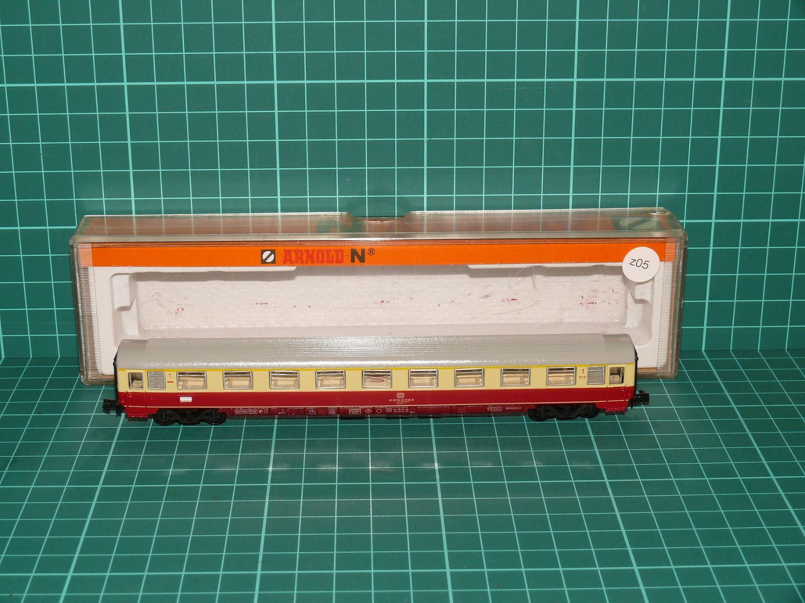ARNOLD N – Čtyřnápravový rychlíkový osobní vůz TEE / IC 1. třídy Avümh 111 DB (kat. č. 3770) – N
