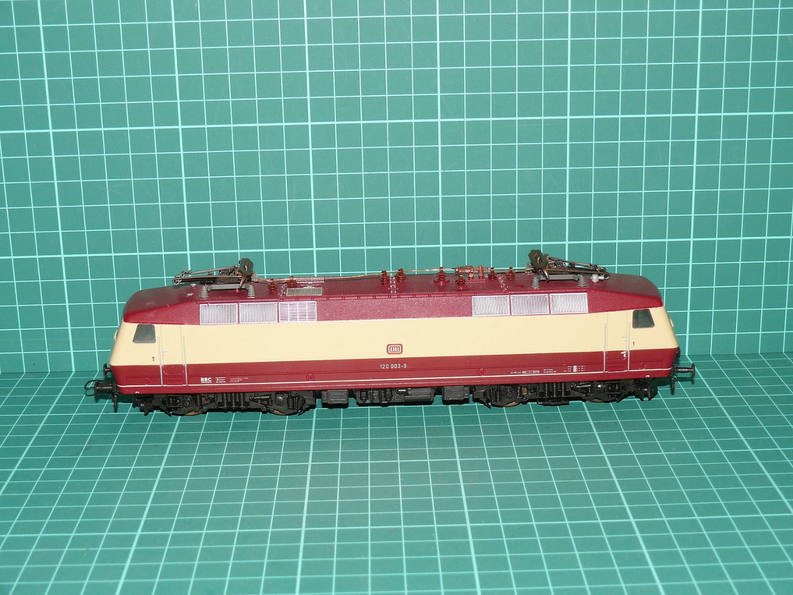 LIMA H0 – Elektrická rychlíková lokomotiva řady 120 DB „120 003-9“ (kat. č. 208151 / DC analog) – H0