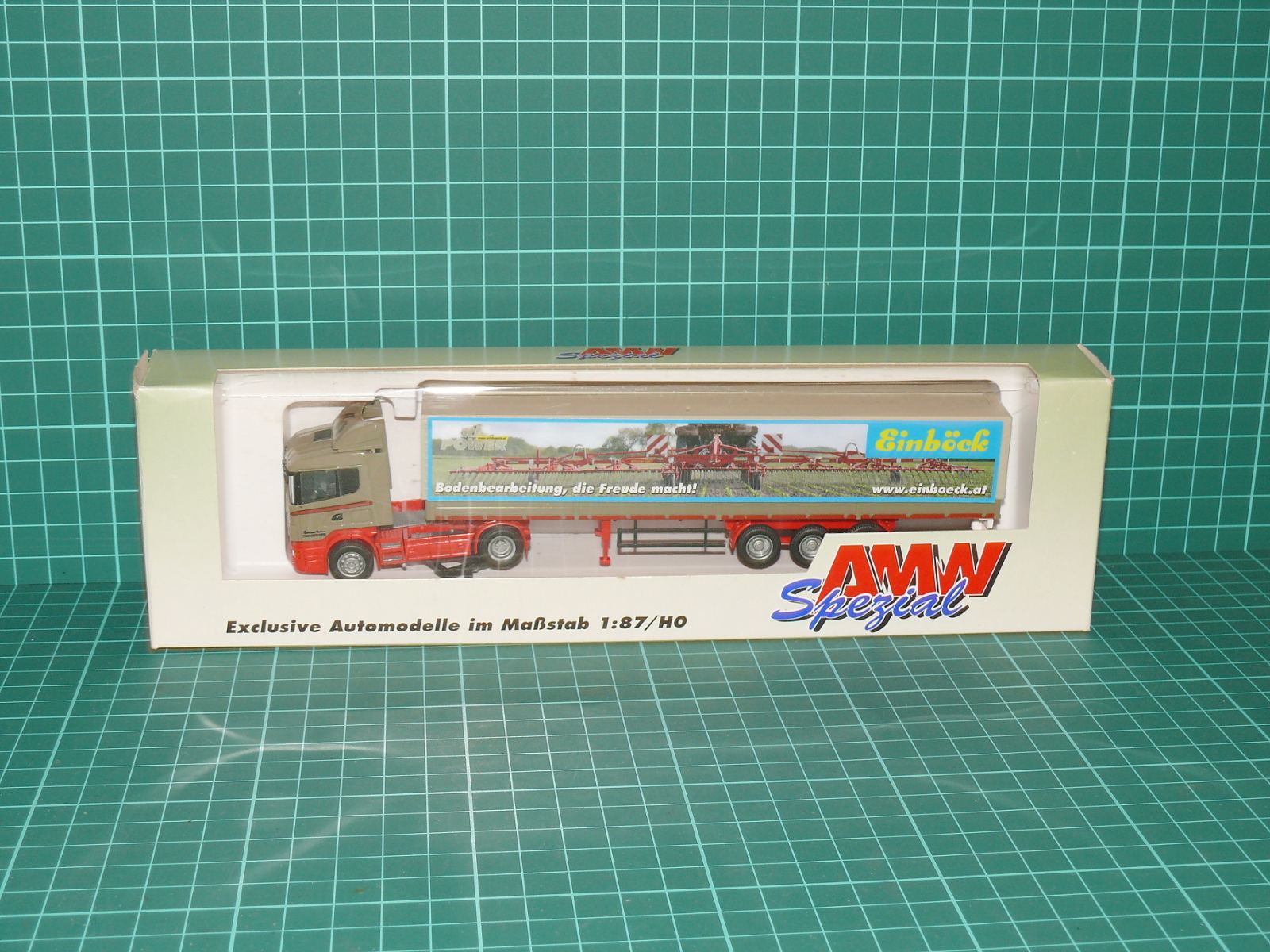 AWM H0 – Kamionová návěsová souprava Scania Topline „Einböck – Bodenbearbeitung“ (1:87, AWM Spezial, OVP) – H0