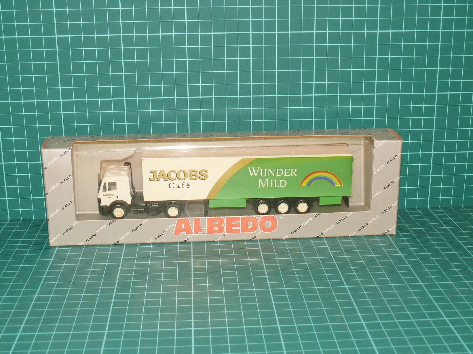 ALBEDO H0 – Kamionová návěsová souprava MAN F90 „JACOBS Café – WUNDER MILD“ (1:87, OVP) – H0