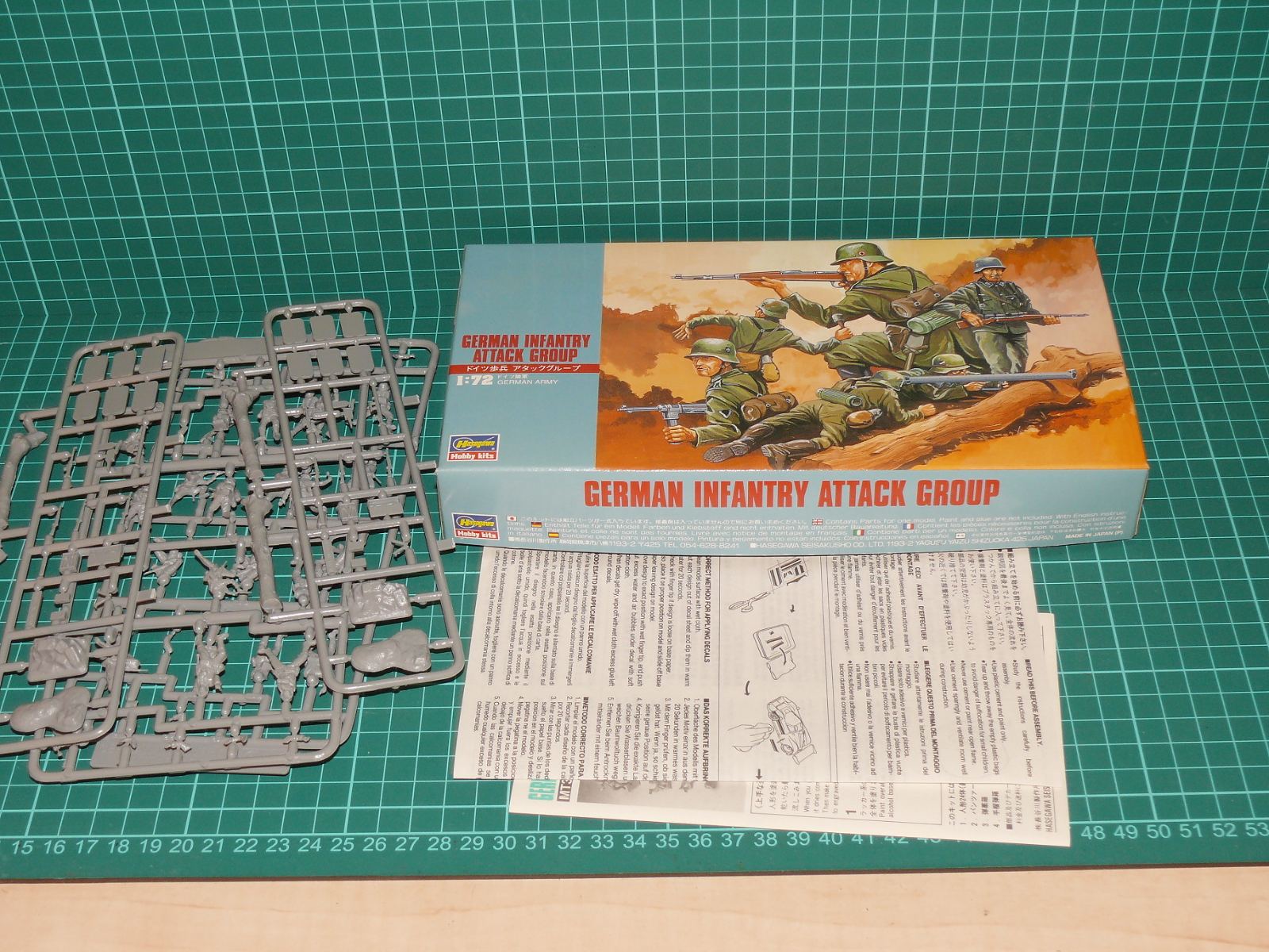 HASEGAWA 1:72 – German Infantry Attack Group WWII (kat. č. MT30 / 31130, kompletní stavebnice) – Jiné velikosti