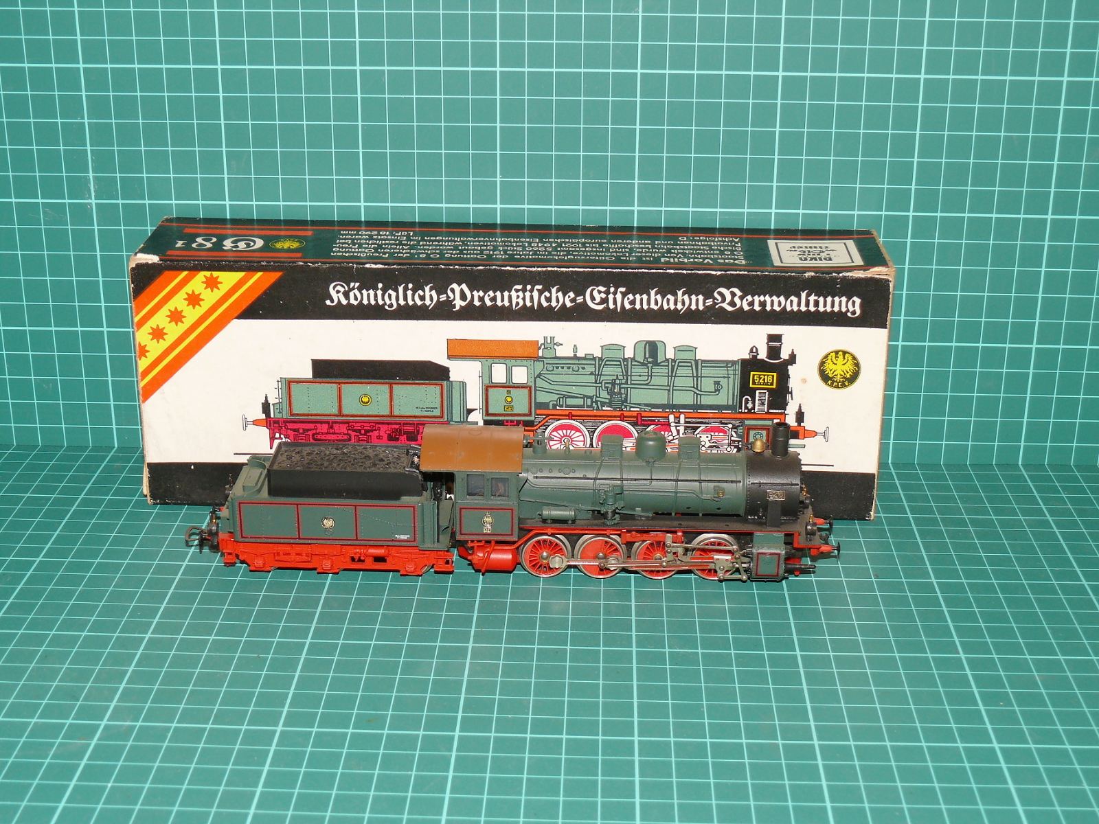 PIKO H0 – Parní lokomotiva G 8.1 K.P.E.V. s tendrem „5216 Münster“ (kat. č. 5/6324/000 / 12218, OVP) – H0