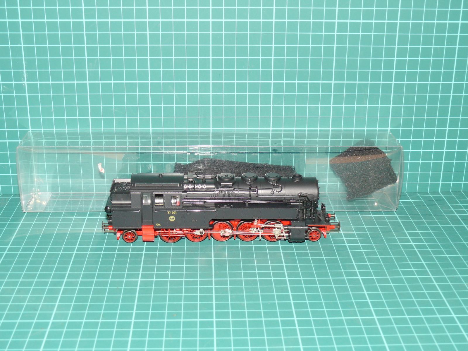 Rivarossi H0 – Parní lokomotiva 77 001 DB (kat. č. 1371) – H0