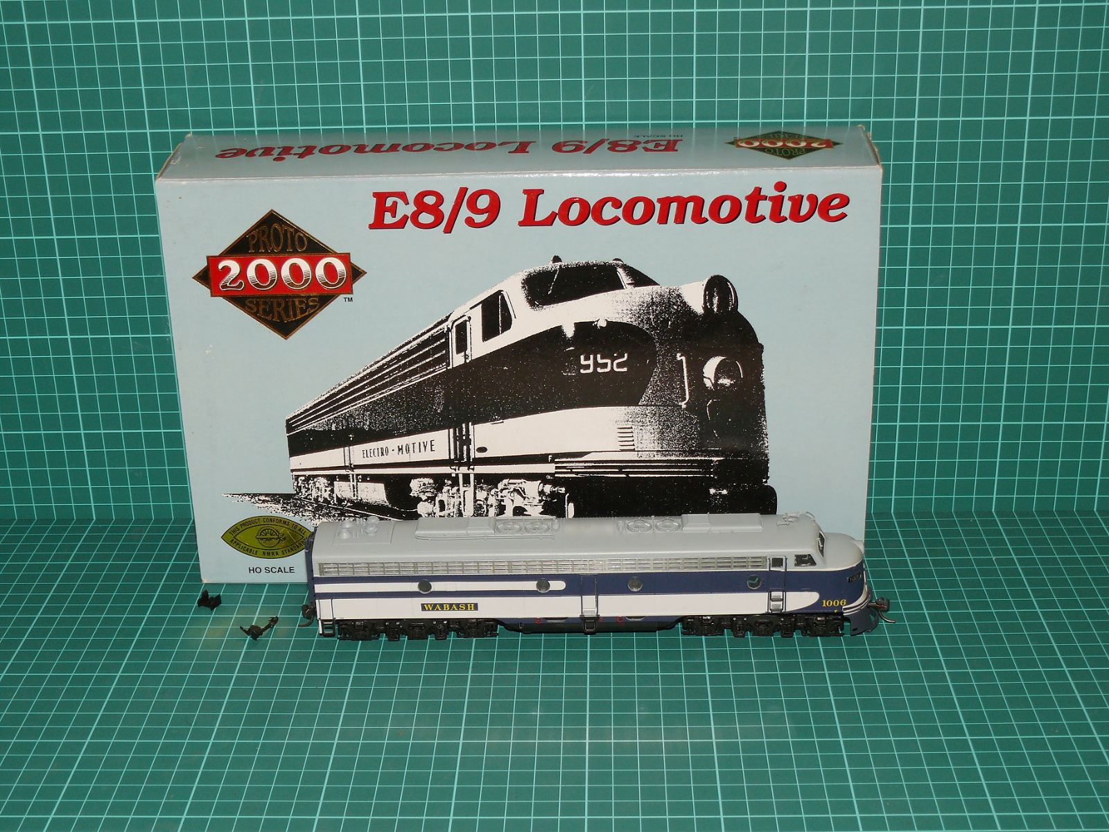 Life-Like Proto 2000 H0 – Dieselelektrická lokomotiva EMD E8/9 Wabash #1006 (kat. č. 639, OVP) – H0