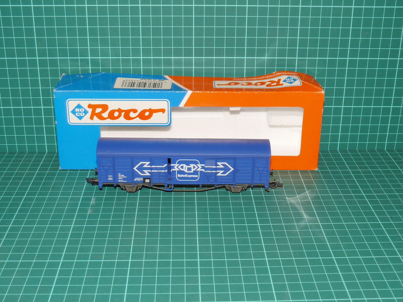 Roco H0 – Dvounápravový krytý nákladní vůz „BahnExpress“ ÖBB (kat. č. 46406, OVP) – H0