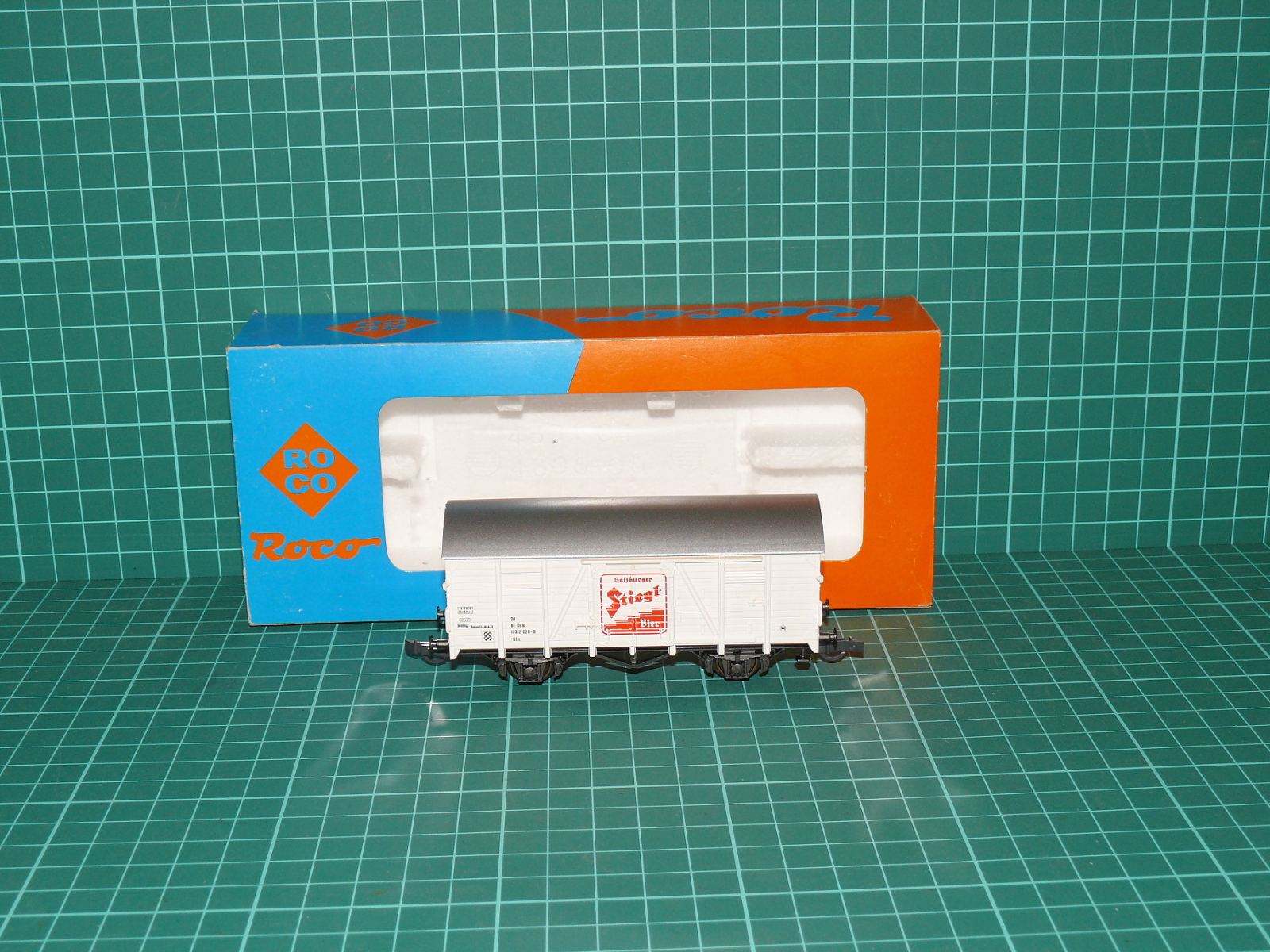 Roco H0 – Dvounápravový pivovarský chladicí vůz „Salzburger Stiegl Bier“ ÖBB (kat. č. 4305L, OVP) – H0