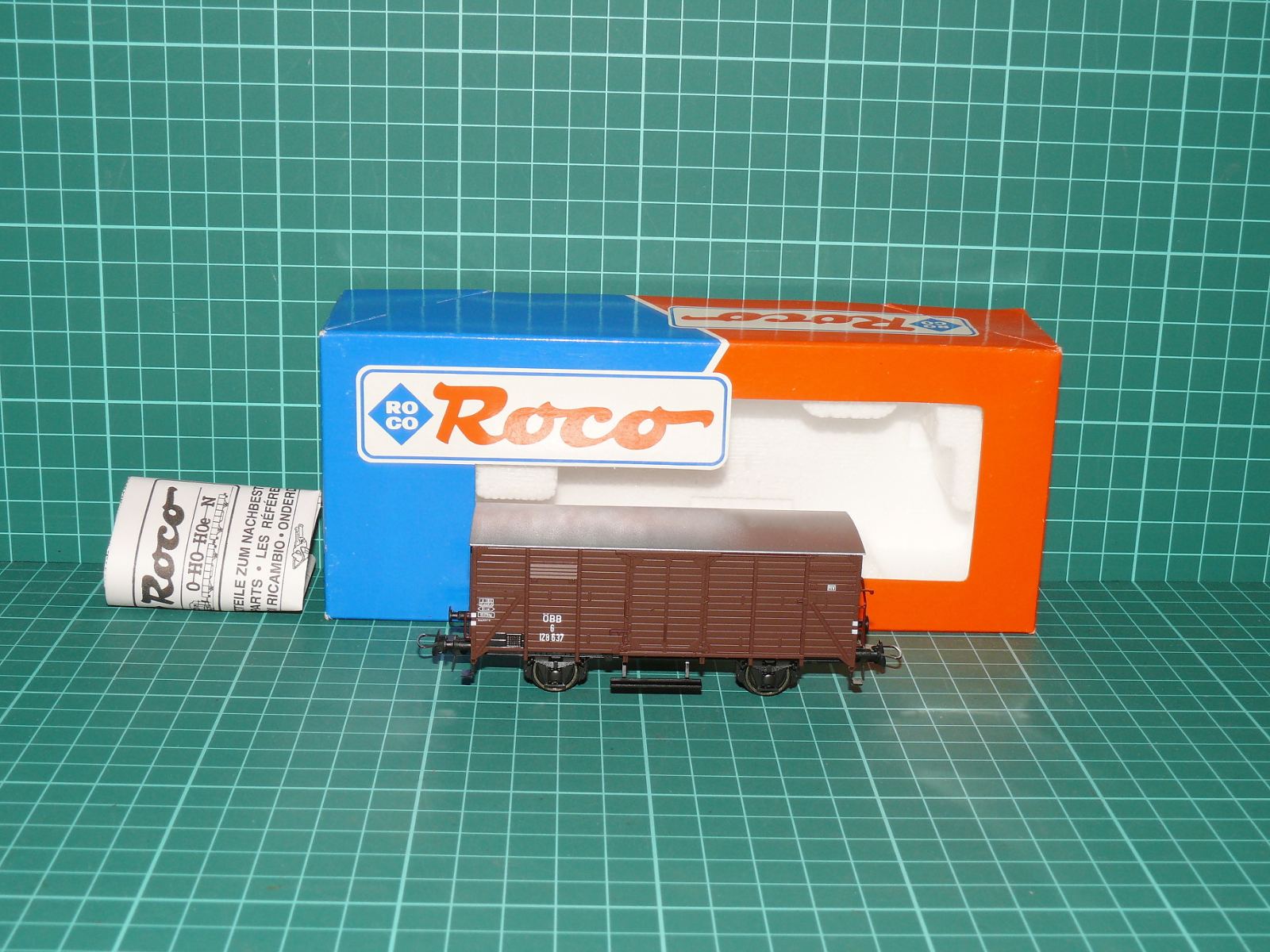 Roco H0 – Dvounápravový krytý nákladní vůz stavby Oppeln G ÖBB (kat. č. 46823, OVP) – H0