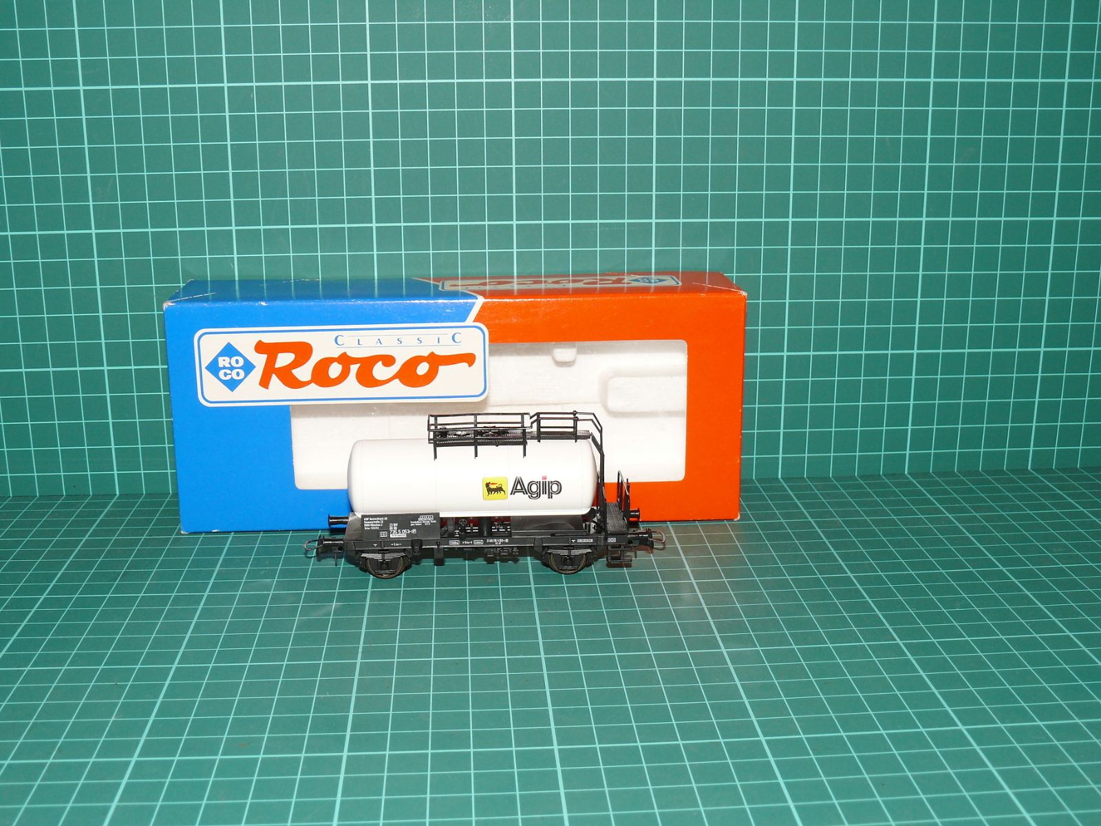 Roco H0 – Dvounápravový kotlový vůz „Agip“ FS (kat. č. 46026 / série 12, OVP) – H0