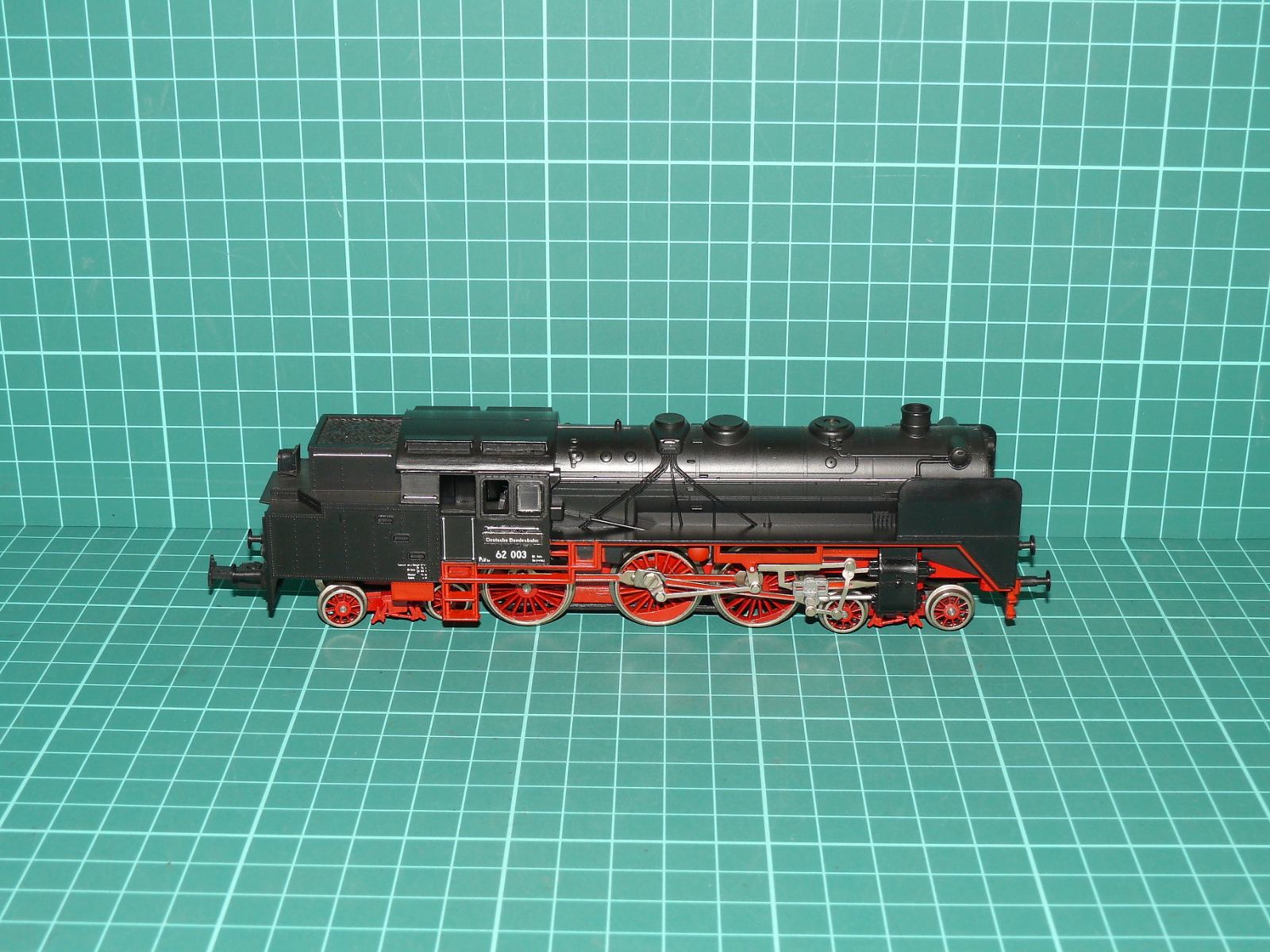Liliput H0 – Těžká parní tendrová lokomotiva BR 62 003 DB (kat. č. 1062, DC analog) – H0