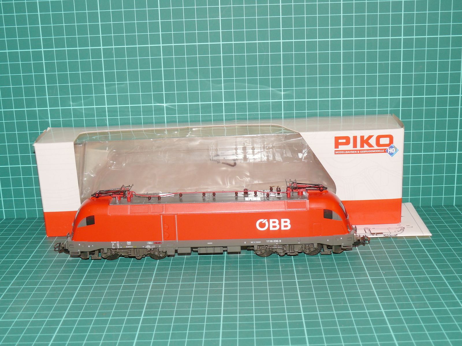 PIKO H0 – Elektrická vícesystémová lokomotiva Rh 1116 „Taurus“ ÖBB (kat. č. 57919) – H0