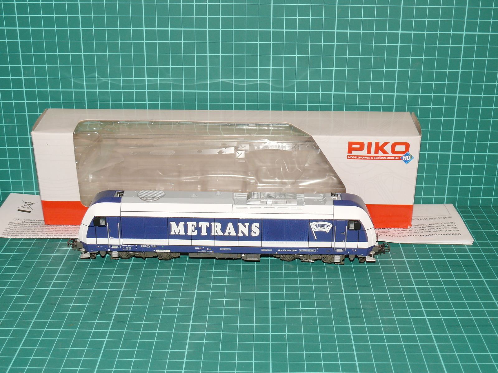 PIKO H0 – Motorová lokomotiva řady 761 „Eurorunner ER20“ METRANS (kat. č. 57988) – H0