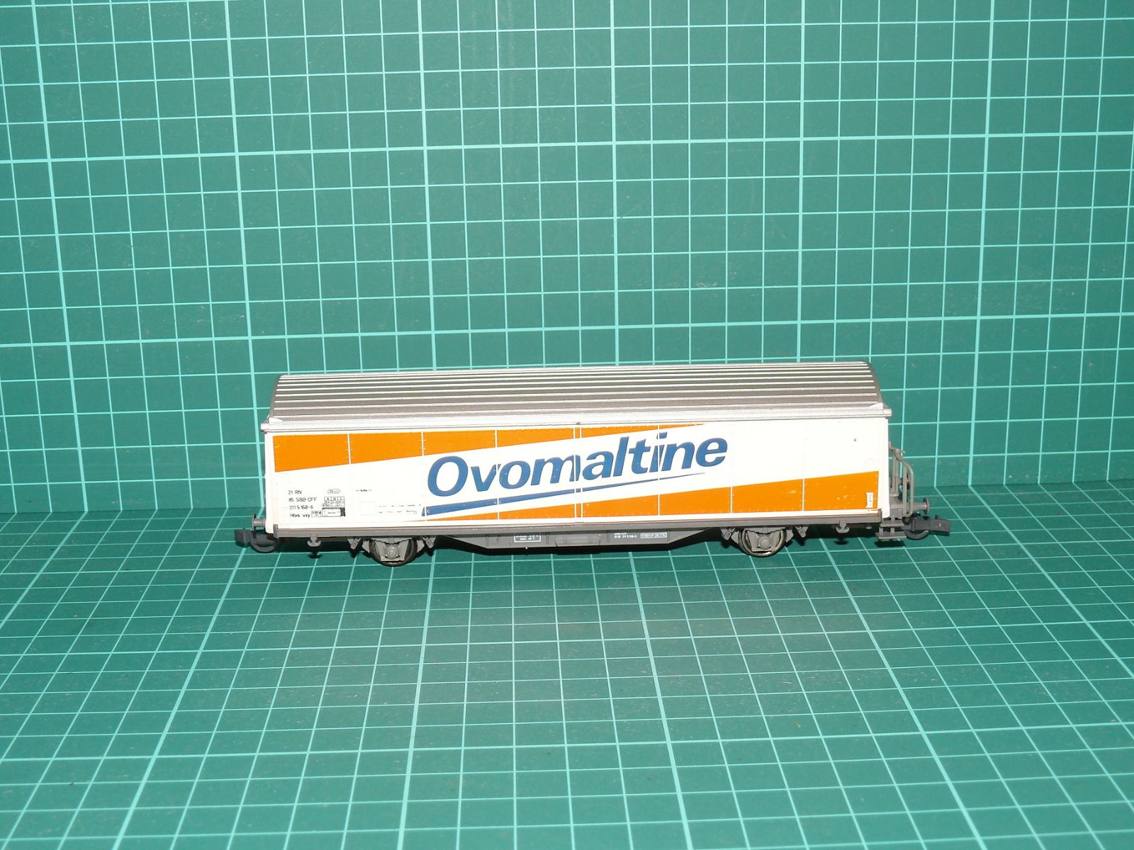 LILIPUT H0 – Dvounápravový posuvnostěnný vůz řady Hbis „Ovomaltine“ SBB-CFF (kat. č. 228 / L222800) – H0