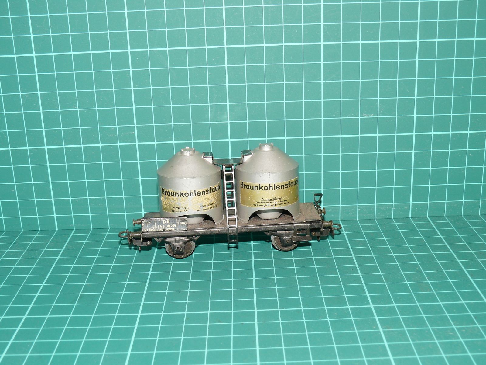 MÄRKLIN H0 – Dvounápravový silový vůz na uhelný prach „Braunkohlenstaub“ (kat. č. 4511 / DB) – H0