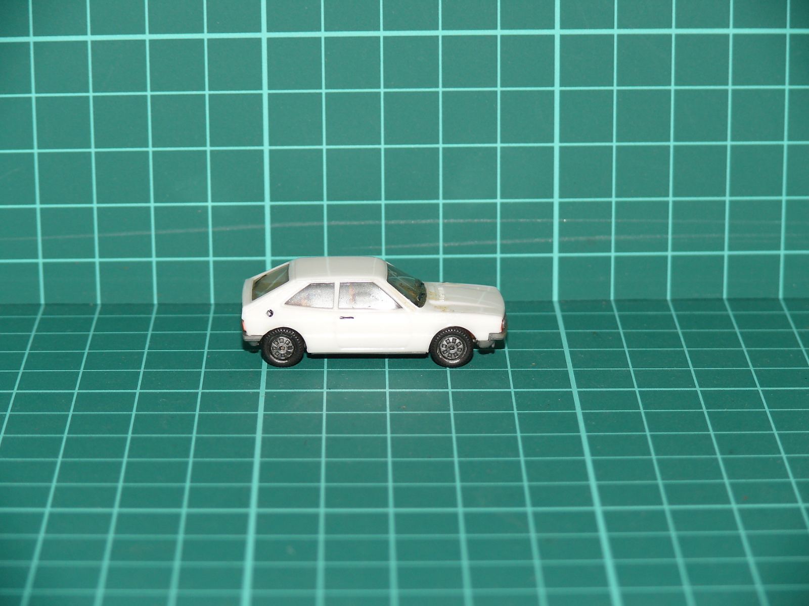Herpa H0 - Osobní sportovní automobil Volkswagen Scirocco I GTI bílý (1:87) – H0