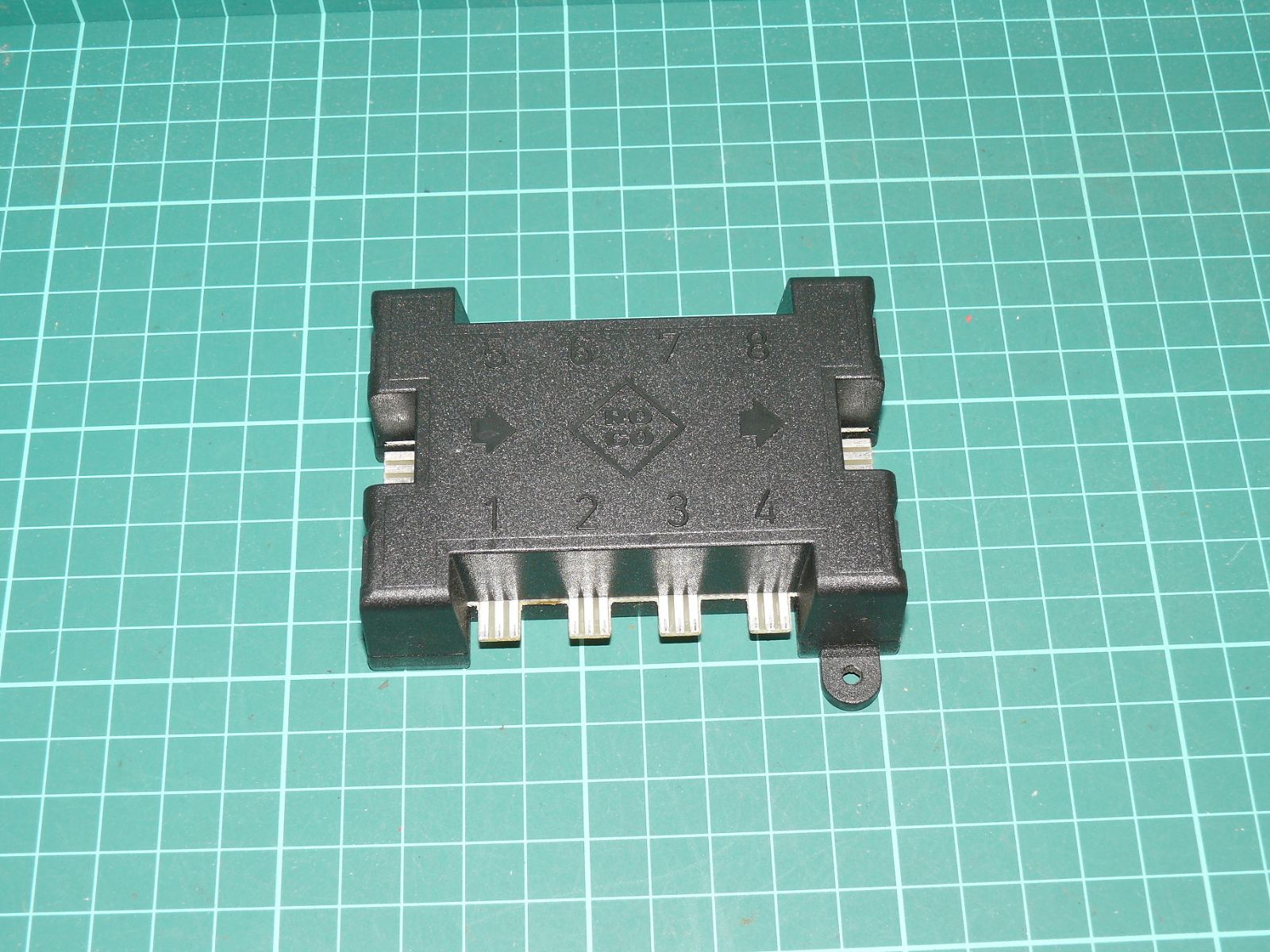 Roco H0 - Elektrická propojovací rozvodná svorkovnice [10019] – H0