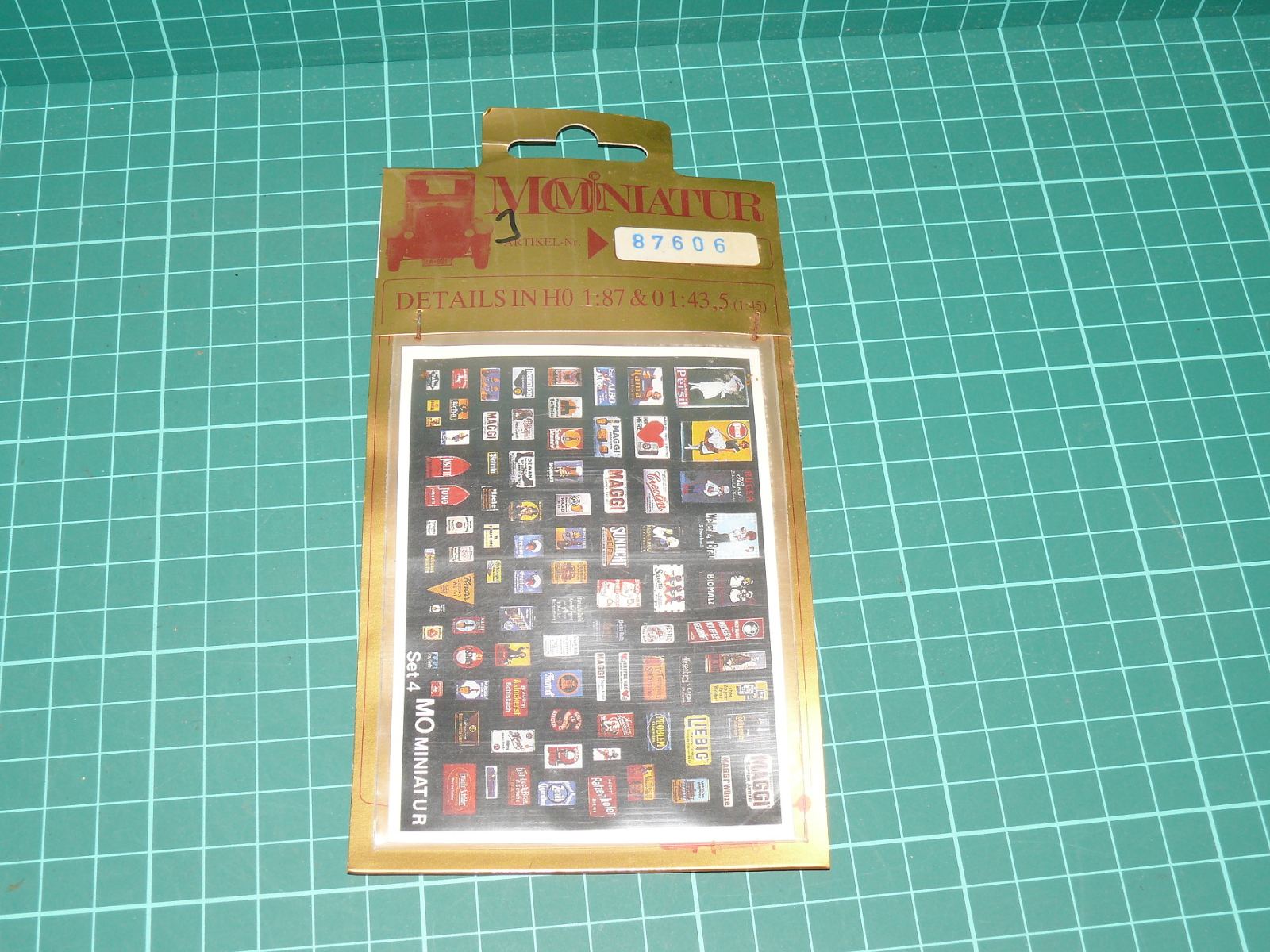 MO-Miniatur H0 / 0 - Dobové smaltované reklamní a vývěsní tabule (Set 4 / 87606) – H0