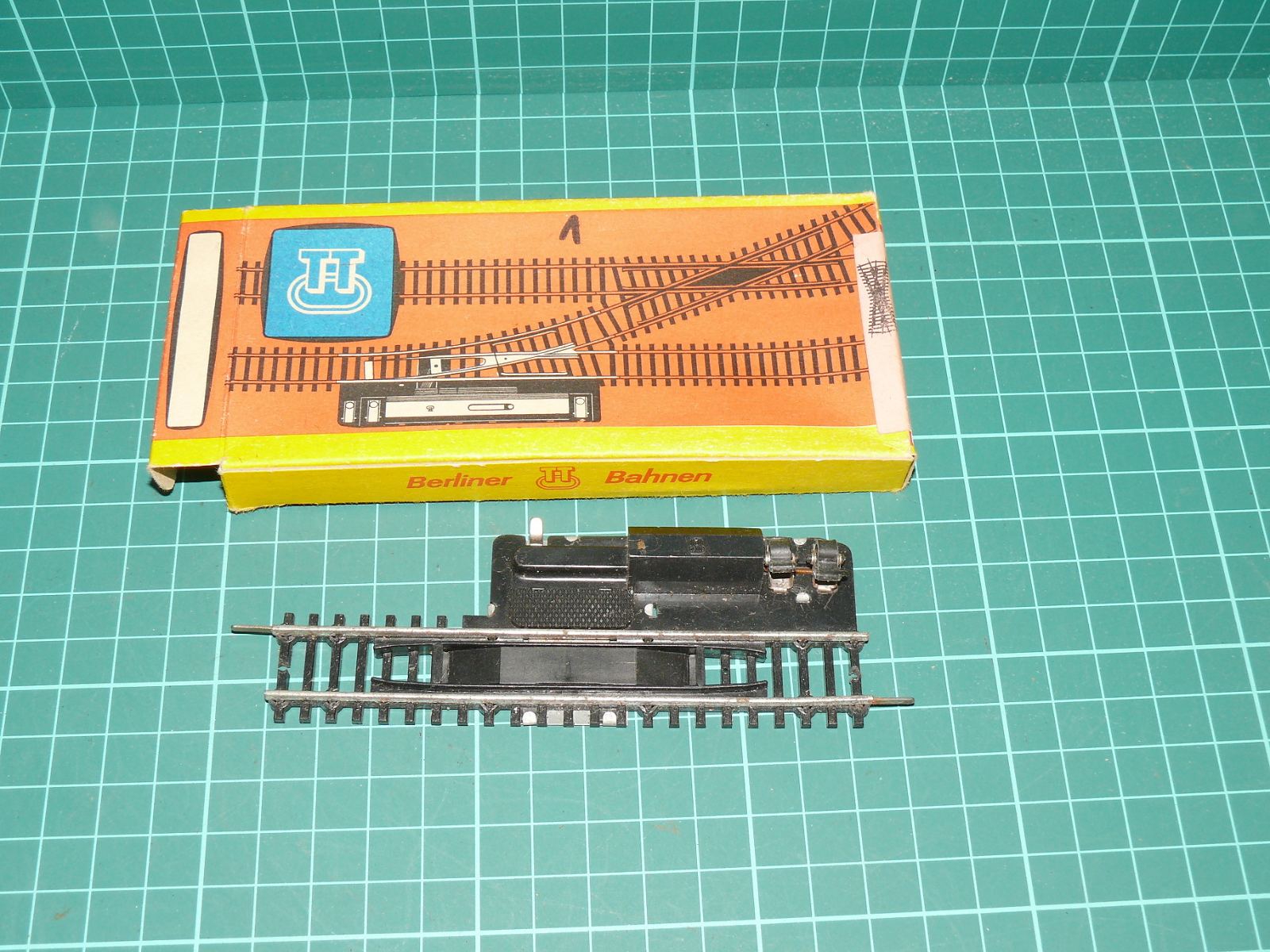 BTTB TT - Elektromagnetická rozpojovací kolej v krabičce (6910) – TT