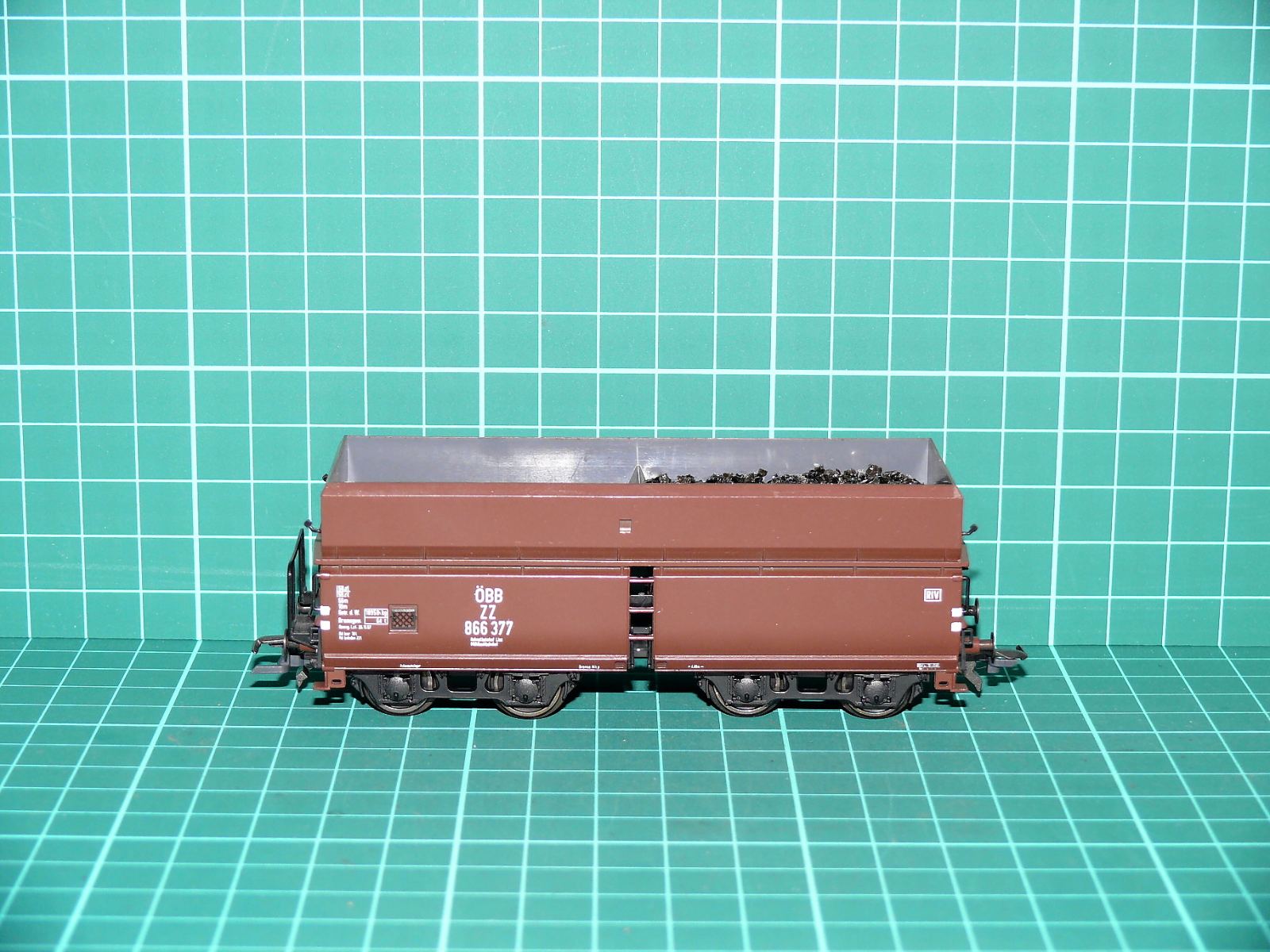 ÖBB ZZ 866 377 - Výsypný vůz na uhlí / štěrk – H0