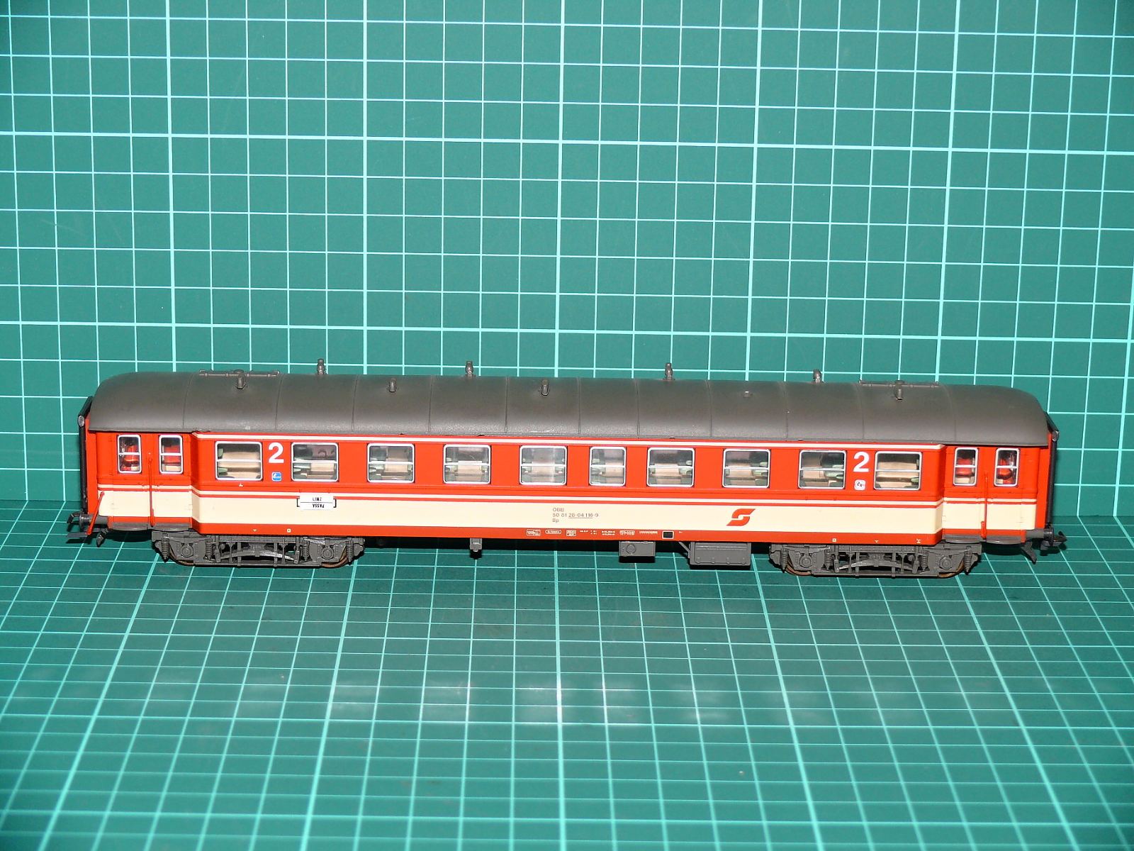 Roco H0 - Čtyřnápravový osobní vůz 2. třídy Bmpz „Schlieren“ ÖBB oranžovo-krémový (1:87) – H0