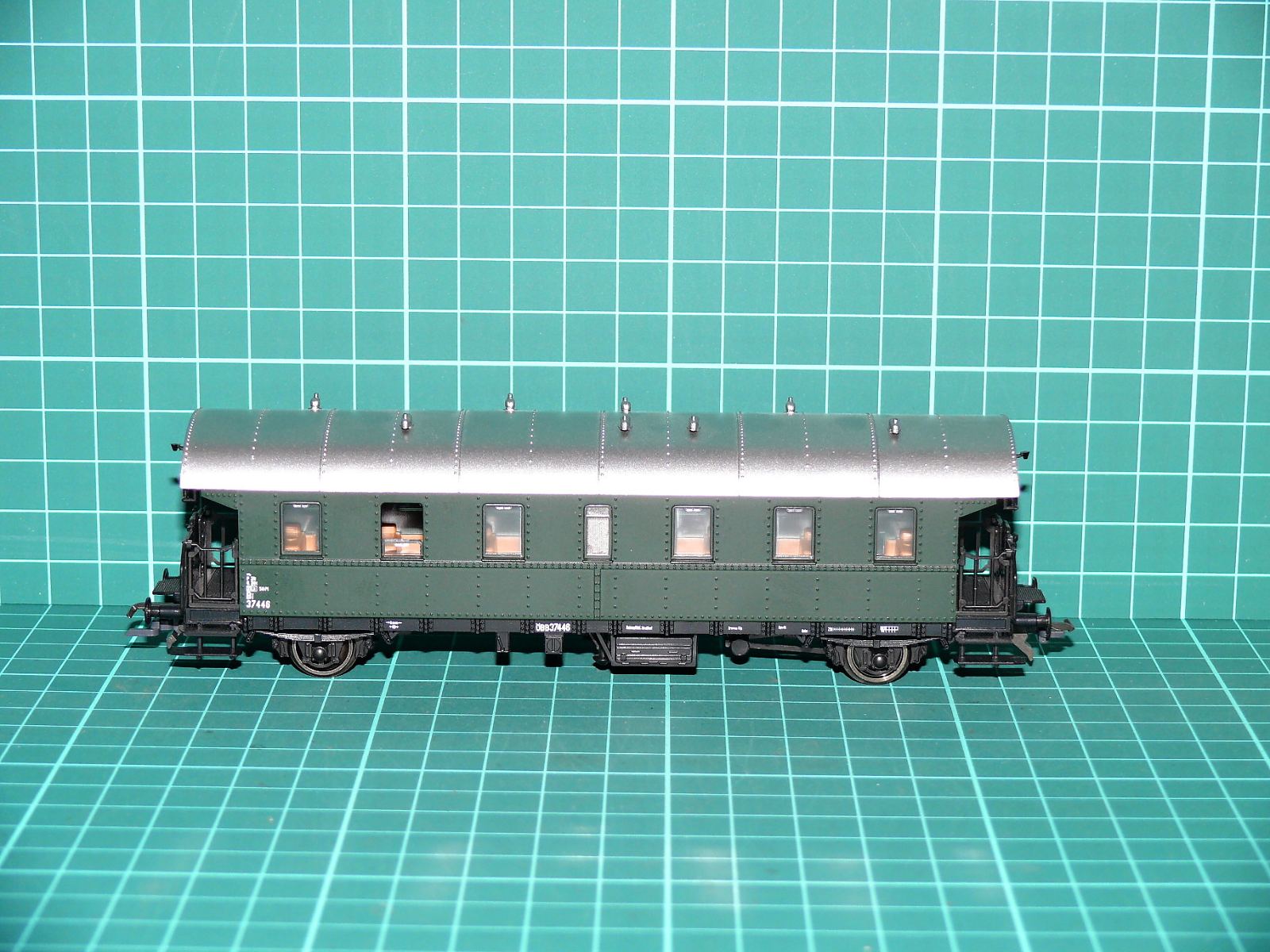 Roco H0 - Dvounápravový osobní vůz „Donnerbüchse“ Bi / Ci (DB / ÖBB) zelený (1:87) – H0