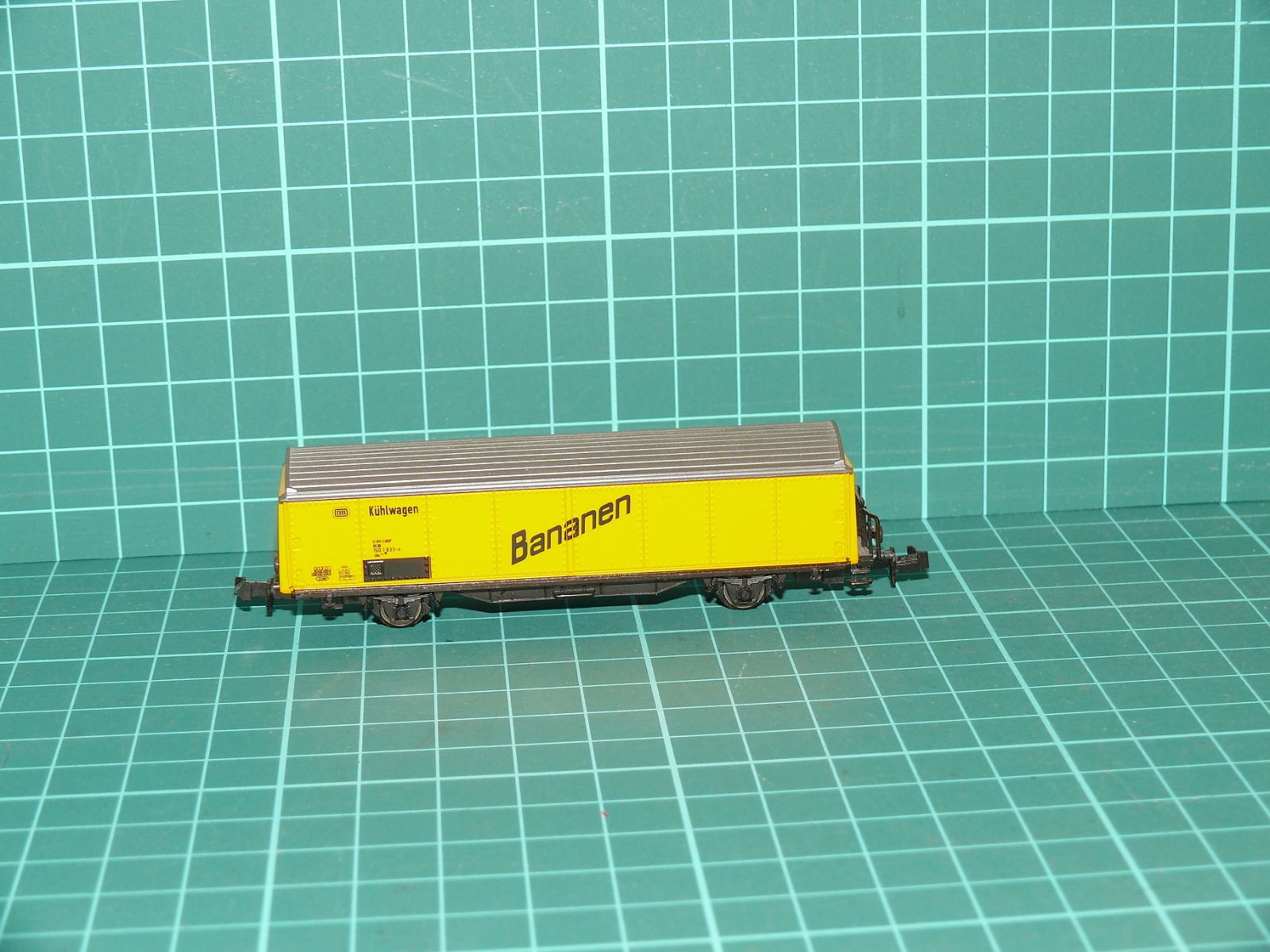 Roco N – Dvounápravový chladicí vůz „Bananen / Kühlwagen“, DB – N