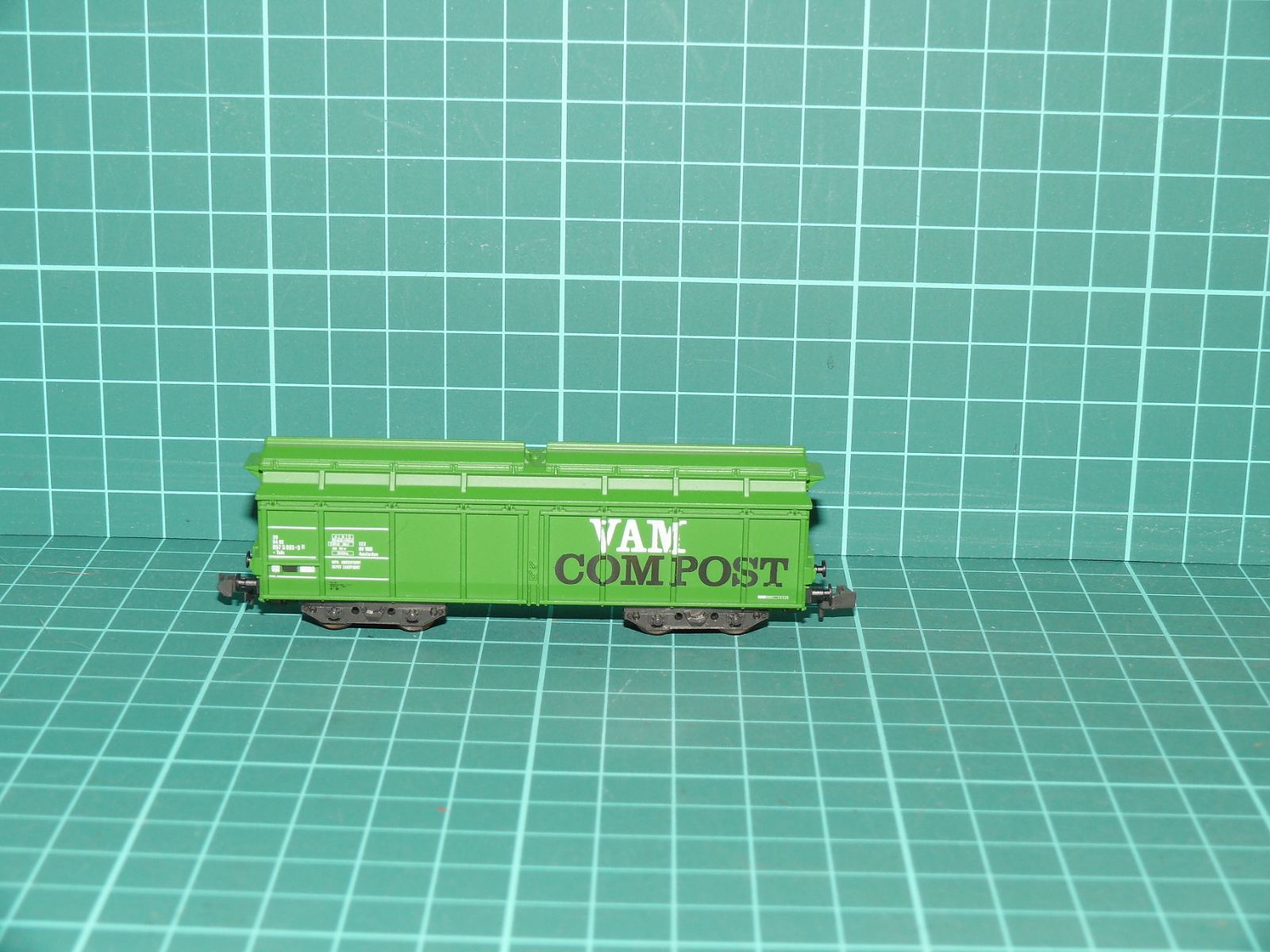 Roco N – Čtyřnápravový výsypný vůz na kompost Tds „VAM COMPOST“, NS – N
