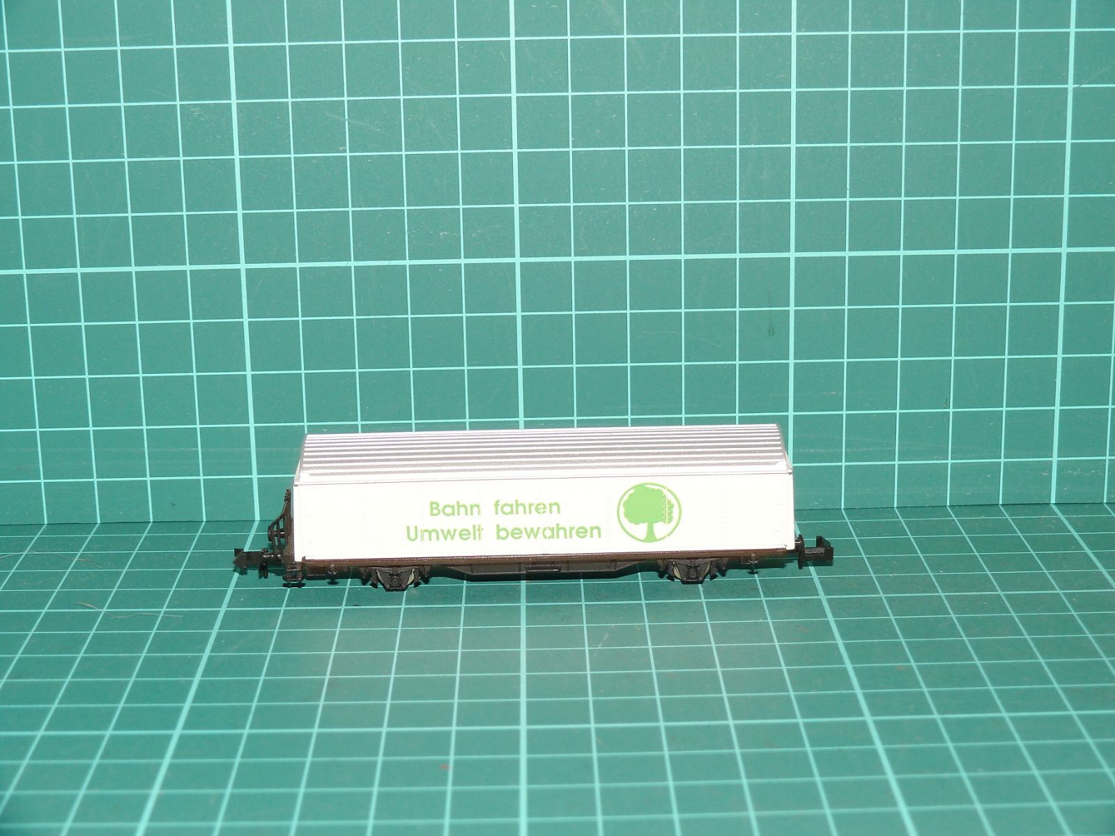 Roco N – Dvounápravový chladicí vůz „Bahn fahren – Umwelt bewahren / Roco“, DB – N