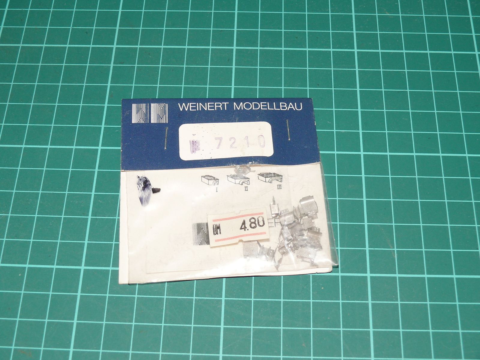 Weinert Modellbau H0 – Sada ložiskových domků / krytů ložisek náprav, kat. č. 7210 – H0