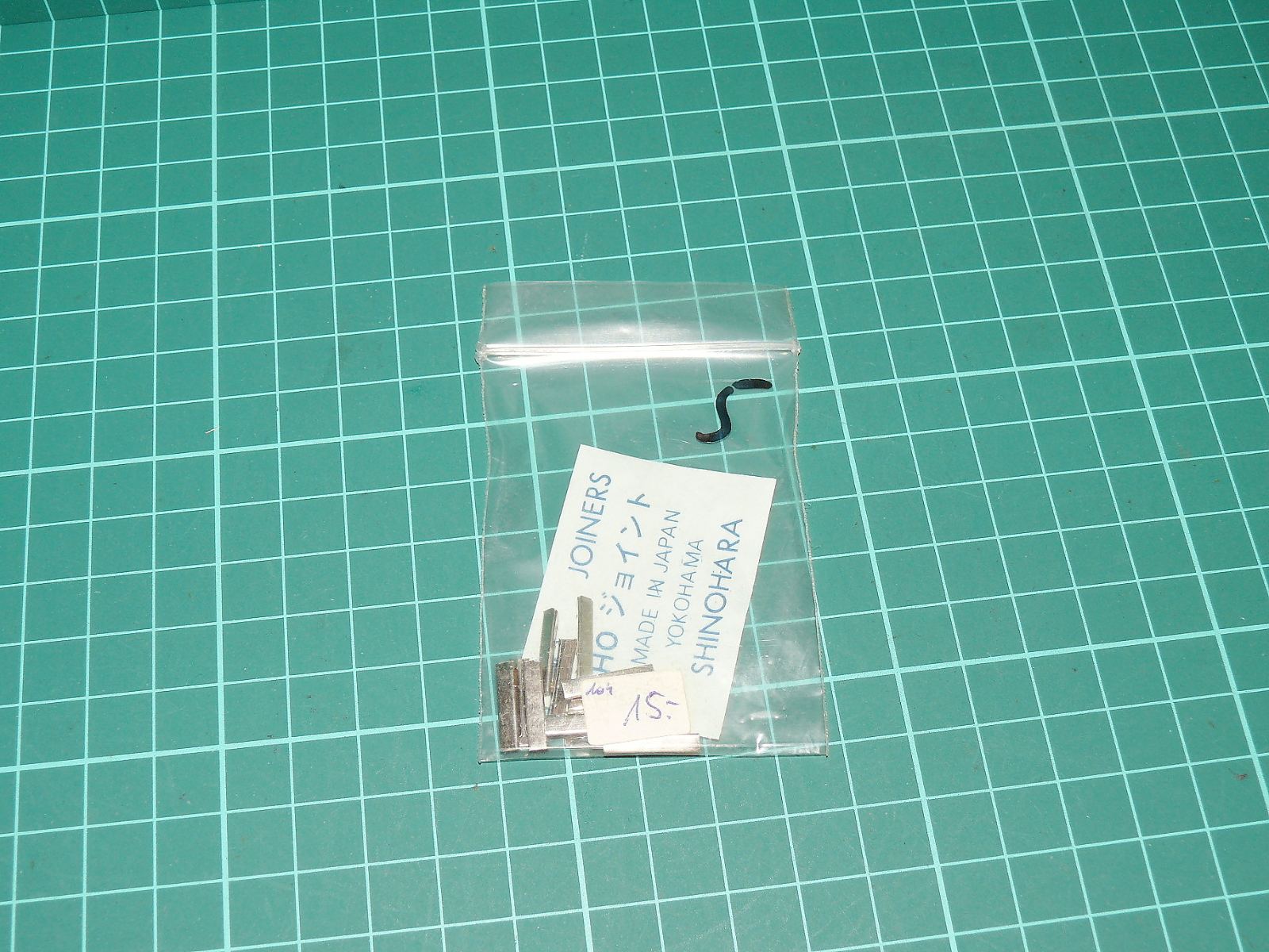 Shinohara H0 - Kovové kolejové spojky (Rail Joiners), Made in Japan, balení – H0