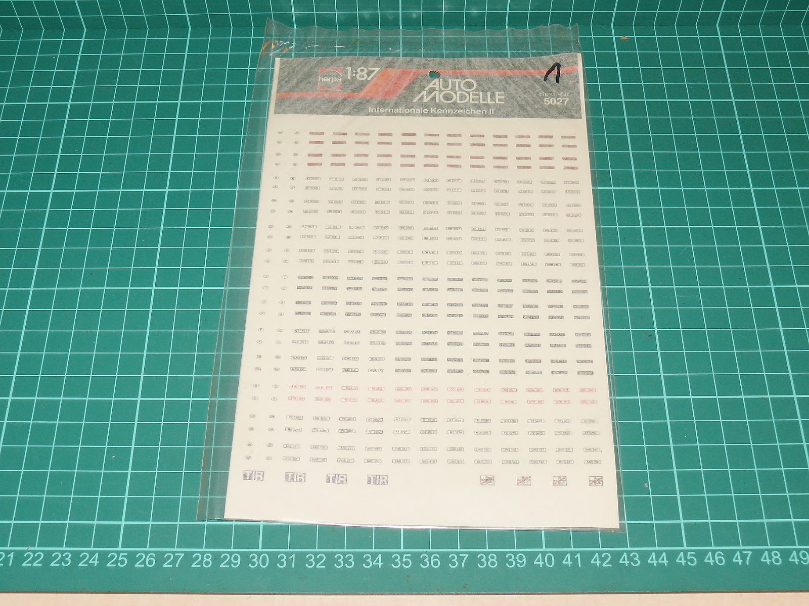 Herpa H0 5027 - Obtisky / Mezinárodní SPZ II pro automobily a kamiony (Internationale Kennzeichen II), originální balení – H0