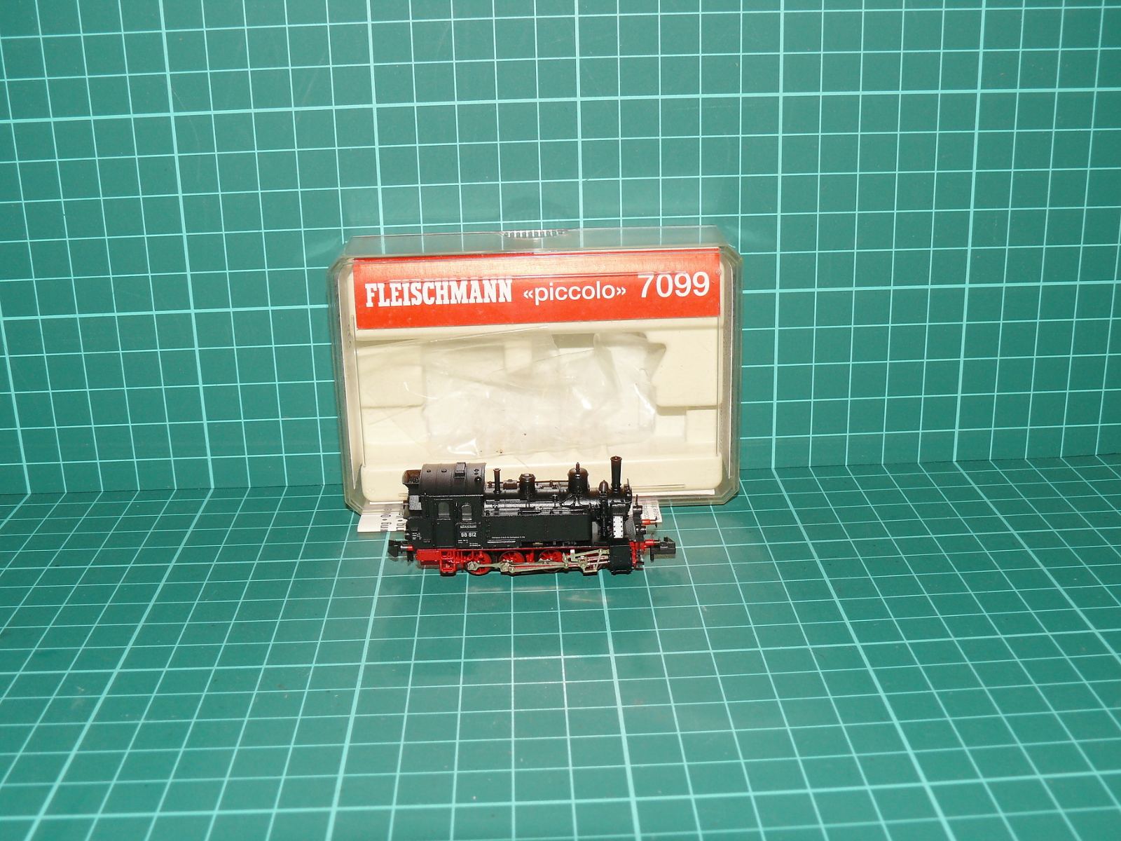Fleischmann piccolo N 7099 - Parní tendrová lokomotiva řady 98.8 (bavorská GtL 4/4) DB, ep. III – N