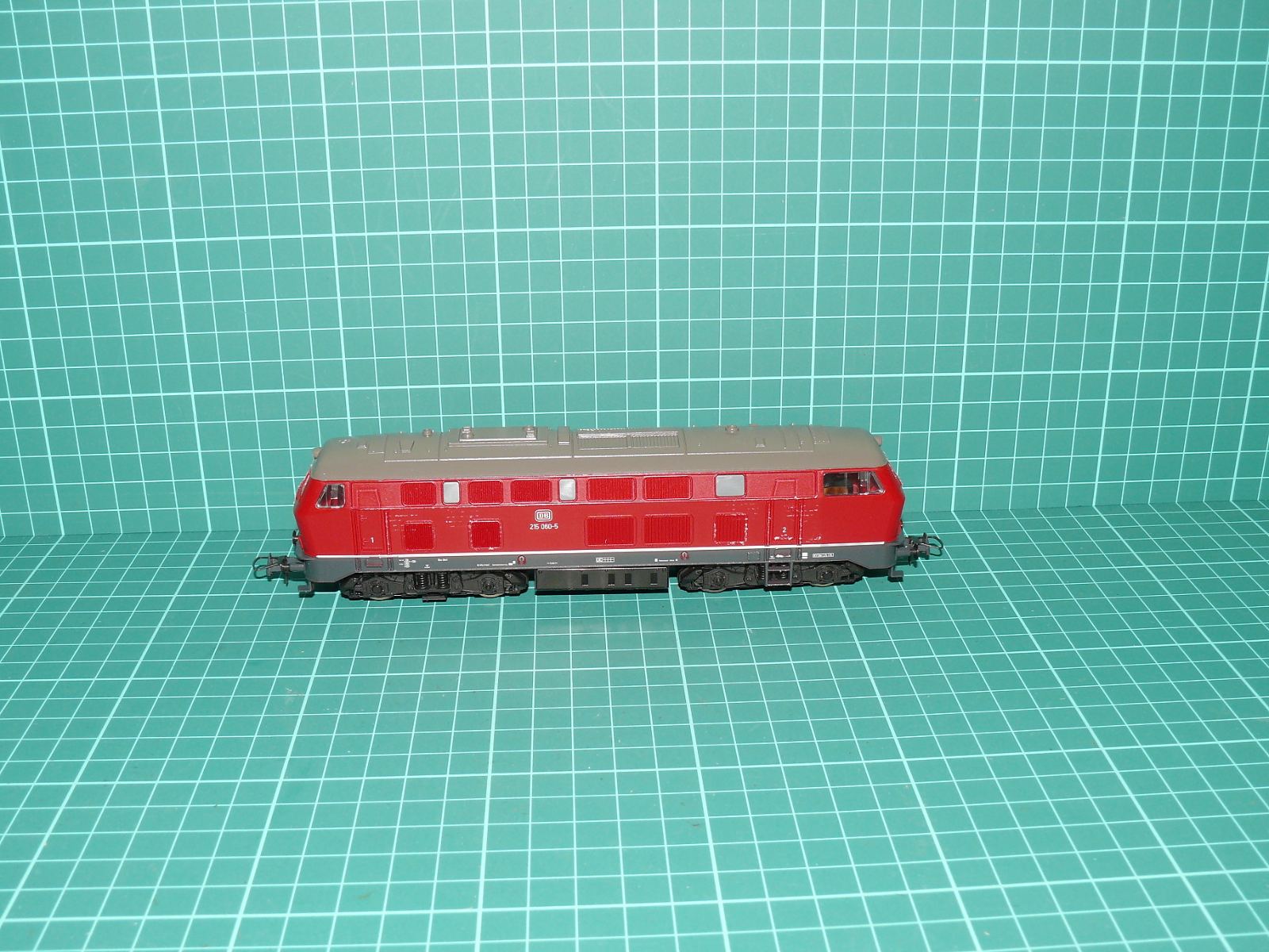 Roco H0 43640 (ex 4151) - Dieselová lokomotiva řady 215 DB, ep. IV – H0
