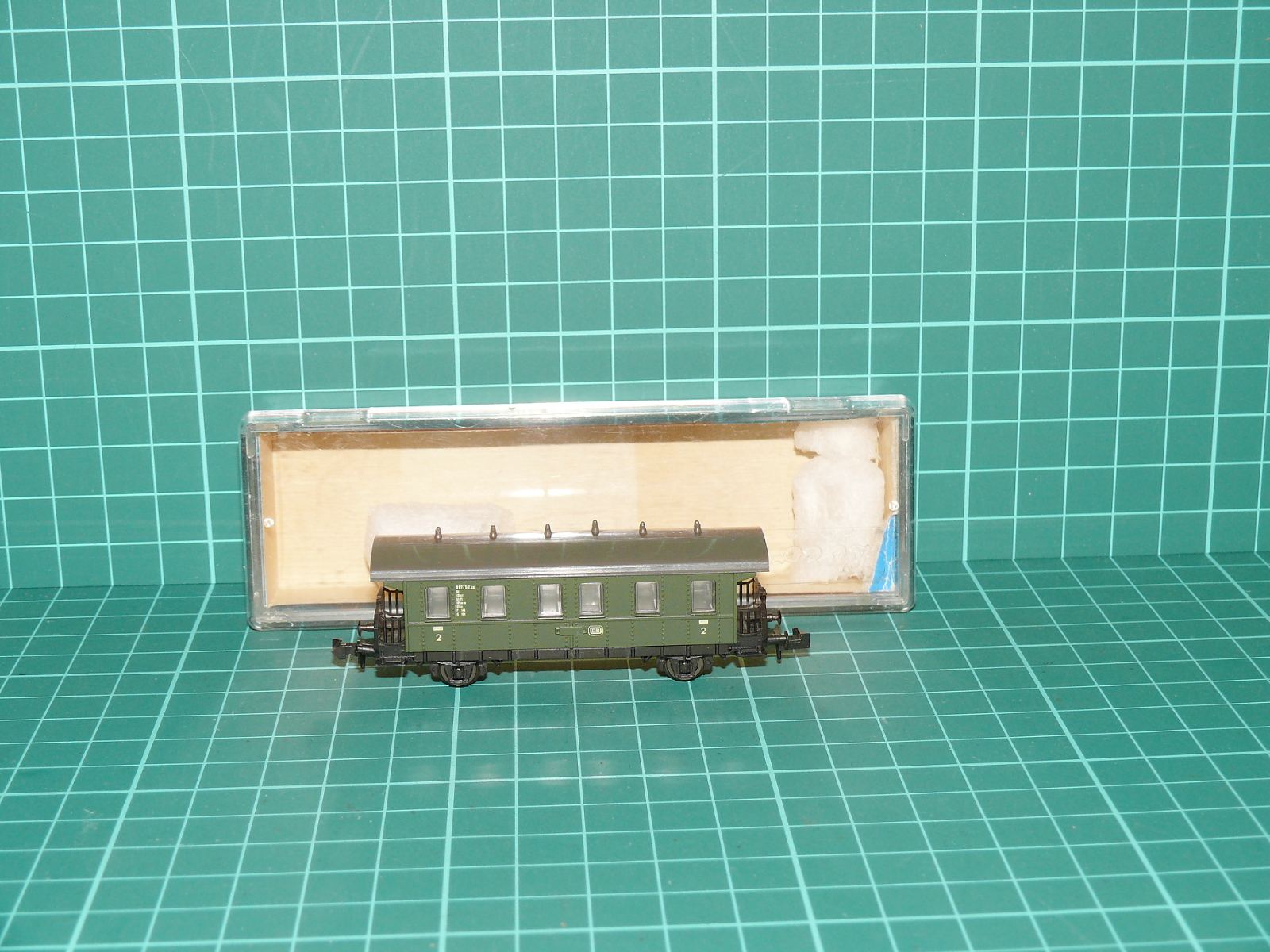 Roco N 25028 Dvounápravový osobní vůz Donnerbüchse Ci DB, ep. III – N