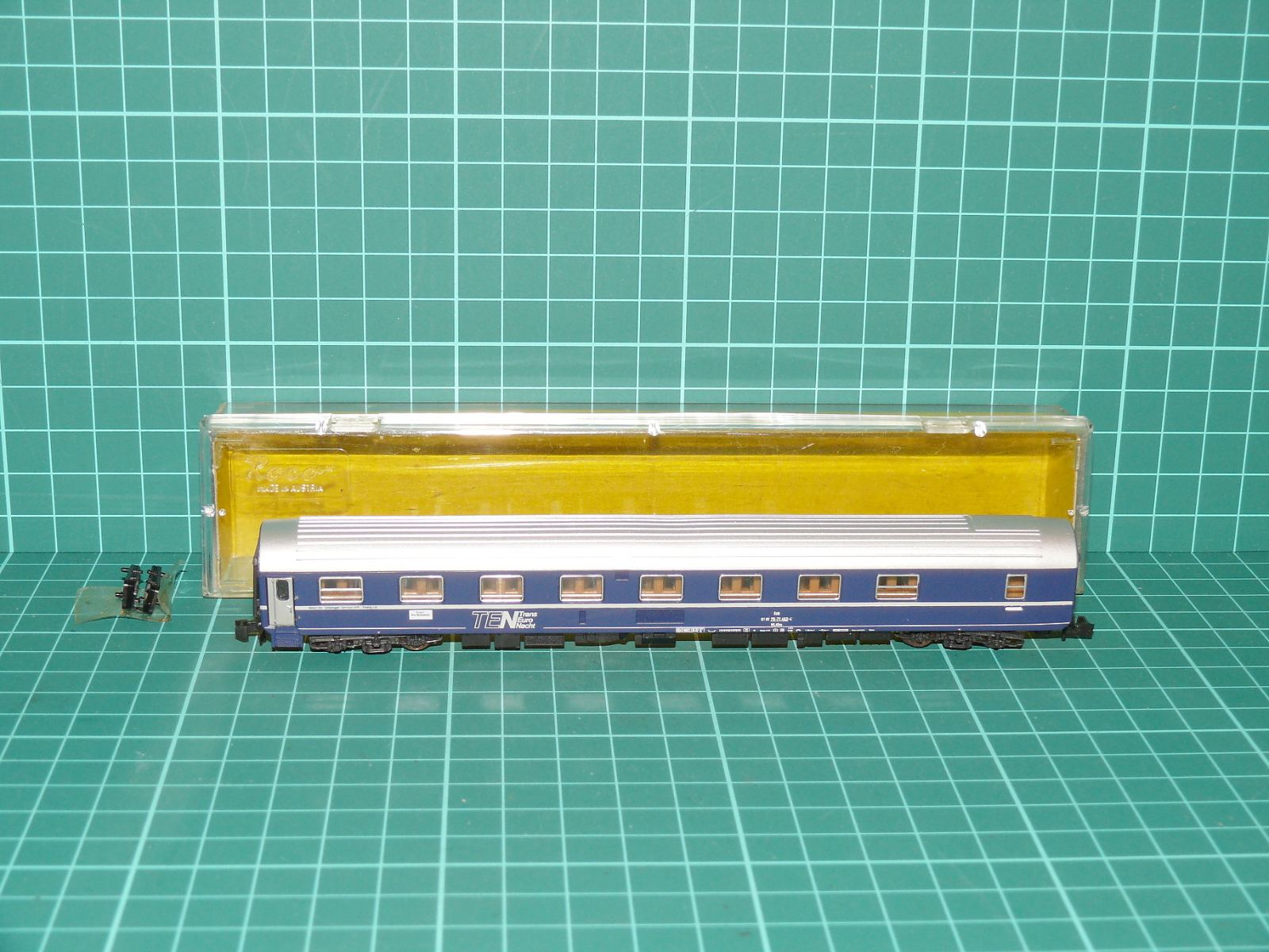 Roco N 02265A (24265) Čtyřnápravový lůžkový vůz WLABmh 174 TEN DB, ep. IV – N