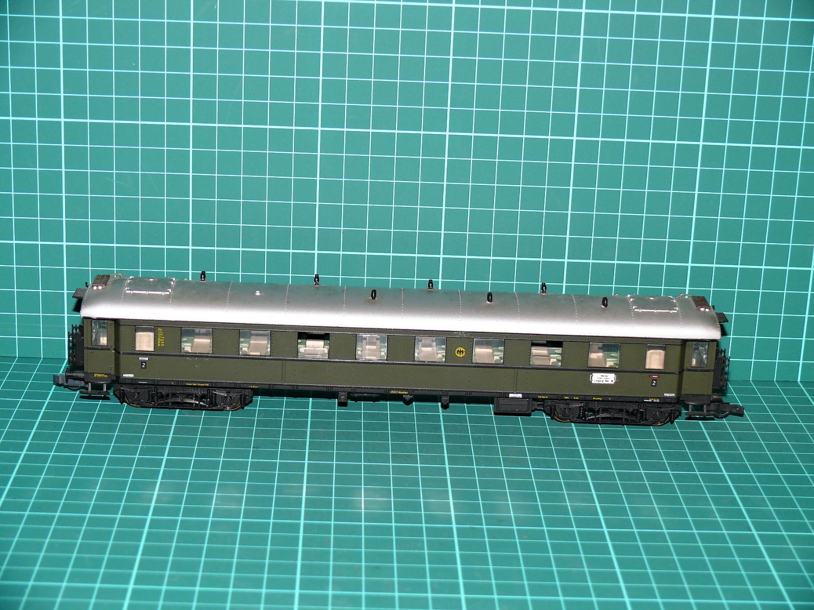 Roco H0 - Čtyřnápravový rychlíkový osobní vůz 2. třídy C4i-30 / „Eilzugwagen“ (DRG) olivově zelený (1:87) – H0