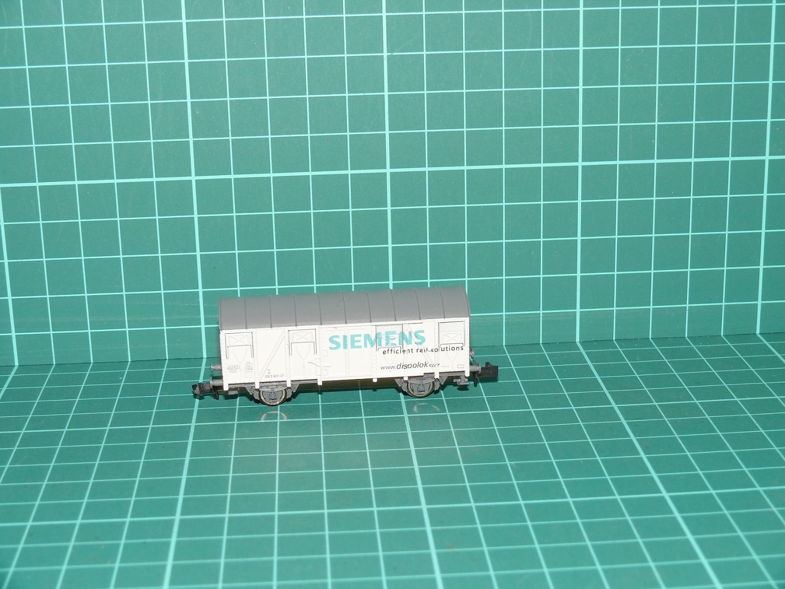 Roco N 25004 Dvounápravový krytý nákladní vůz Gbs SIEMENS Dispolok, ep. V – N