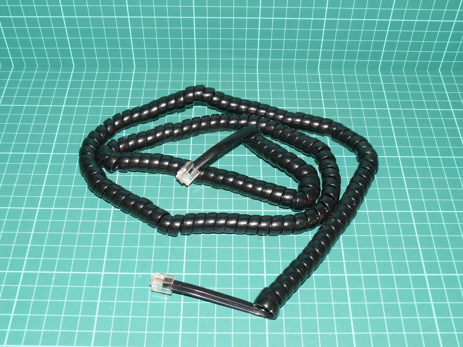 Roco – Kroucený propojovací kabel pro multiMAUS / Lokmaus (RJ12) – Napájení